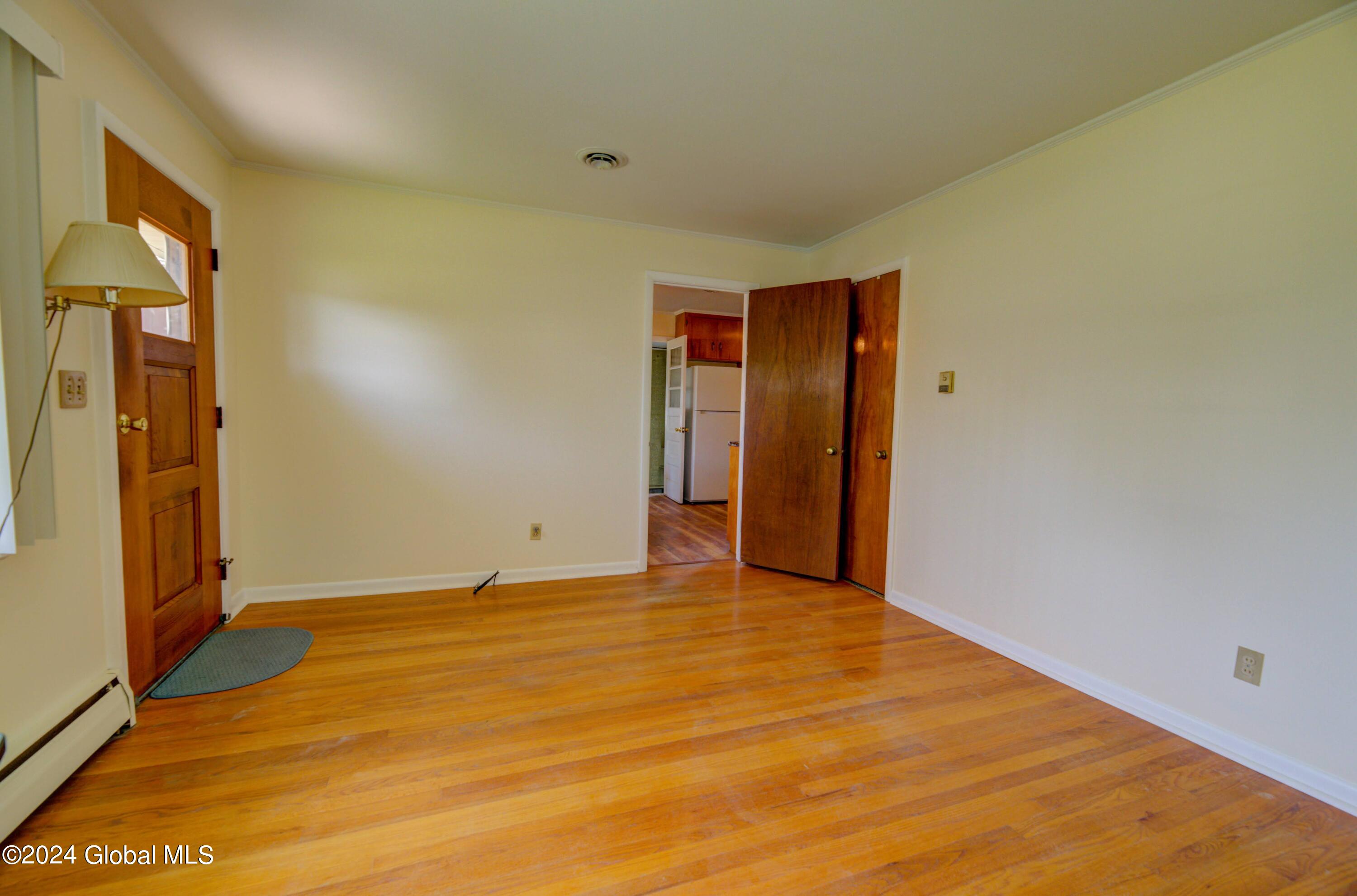 109 W Washington Avenue