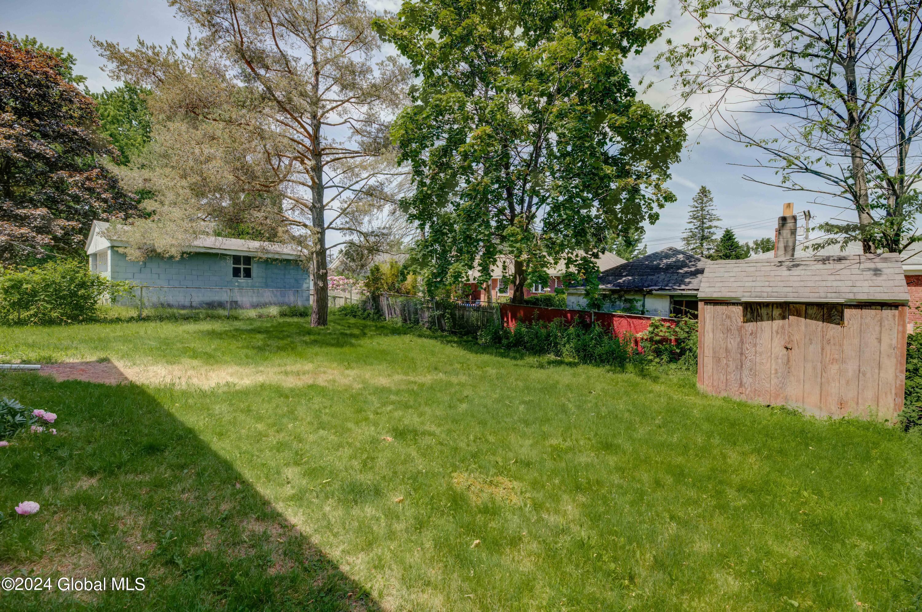 109 W Washington Avenue