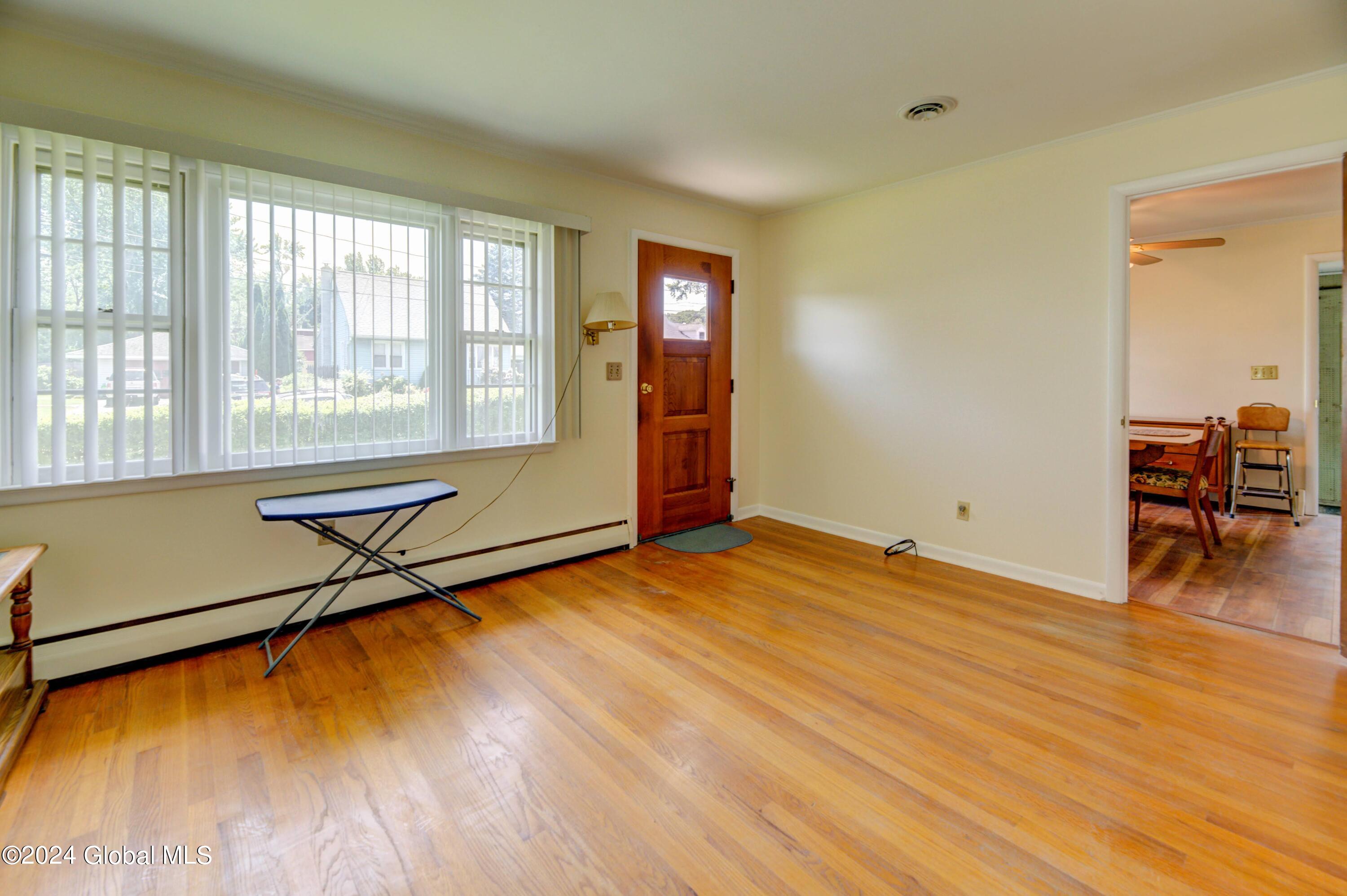 109 W Washington Avenue