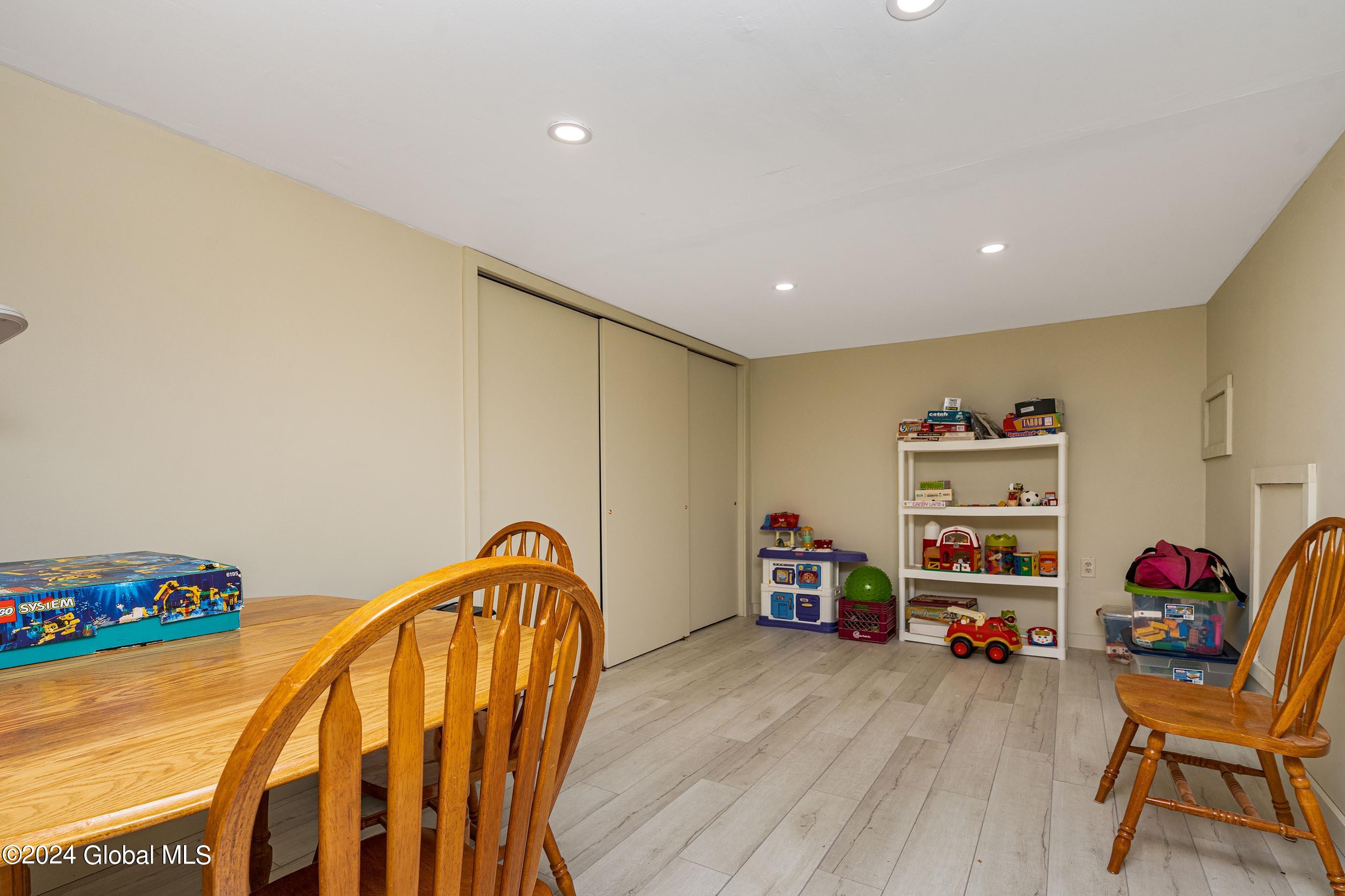 51 Ridgefield Drive