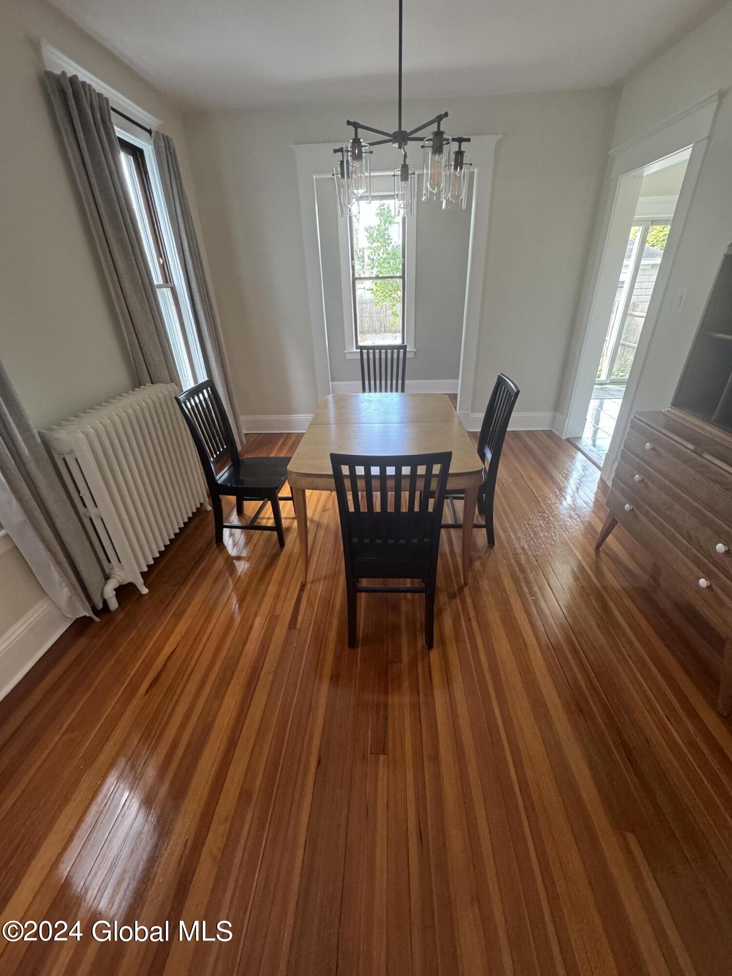 25 Lawnridge Avenue