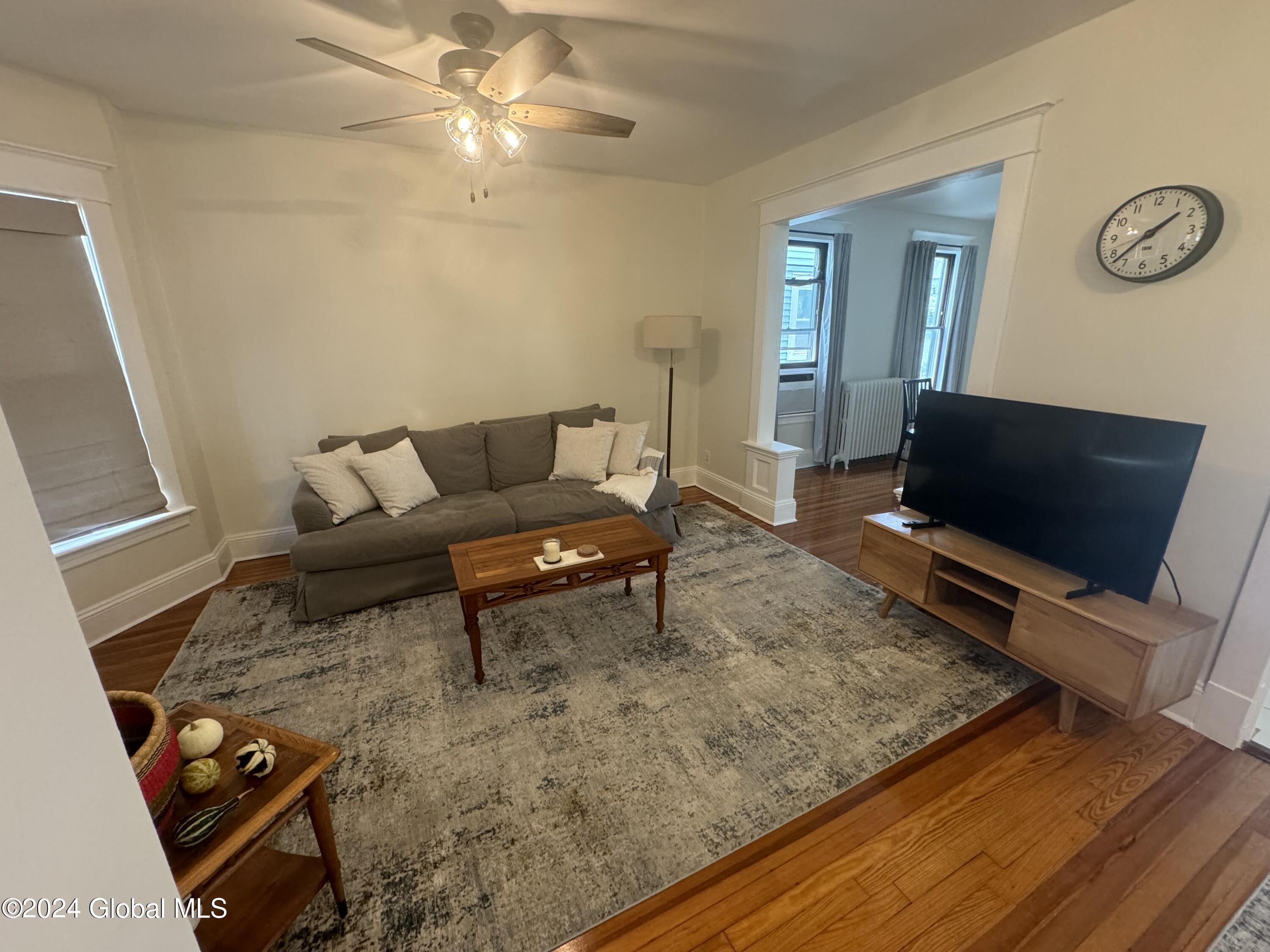 25 Lawnridge Avenue
