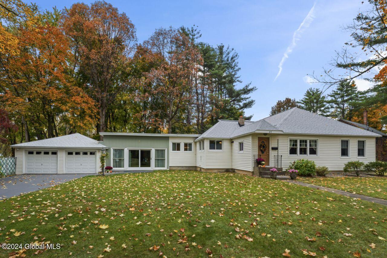 107 Green Avenue