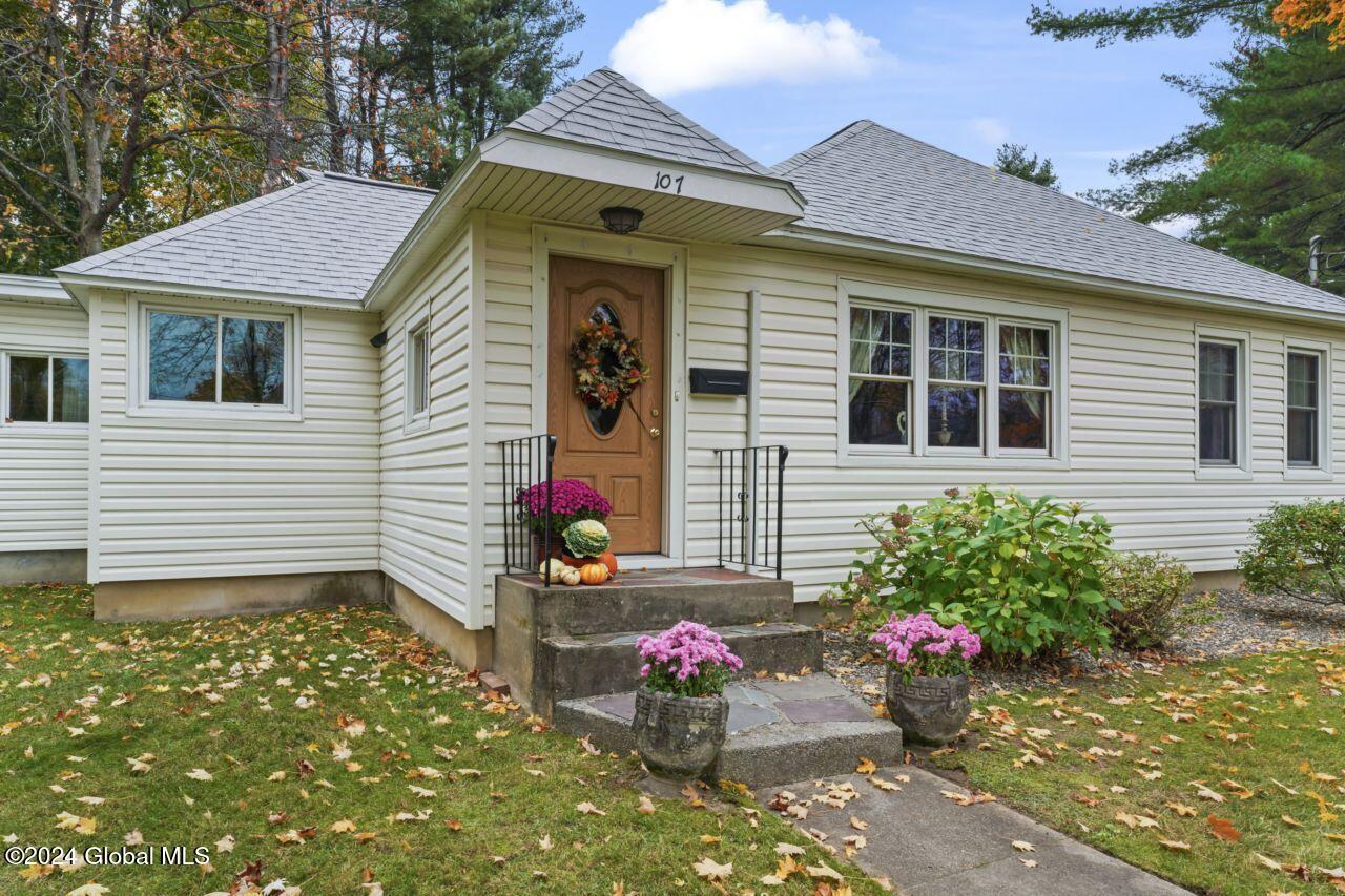 107 Green Avenue