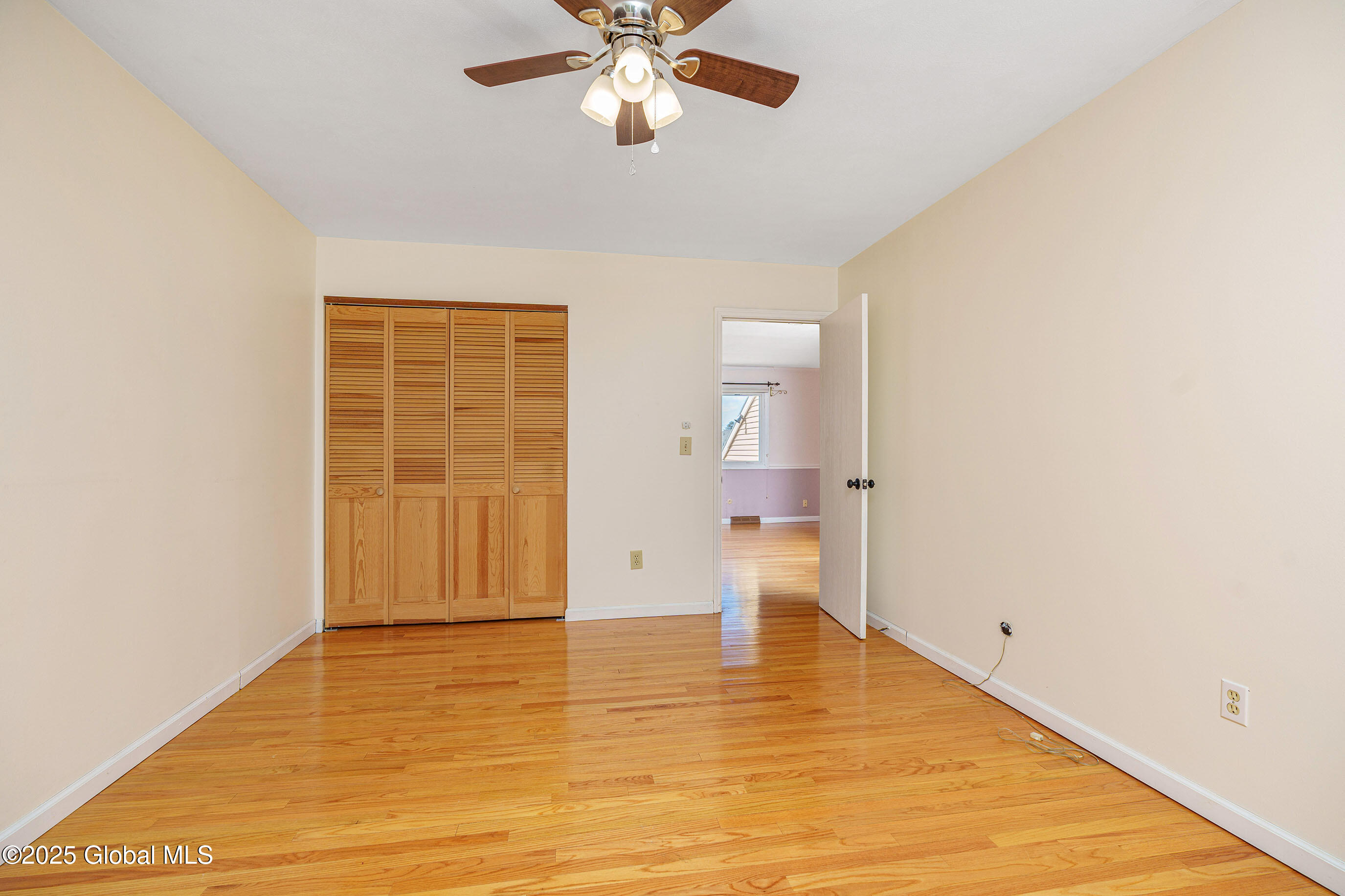 24 Commonwealth Drive