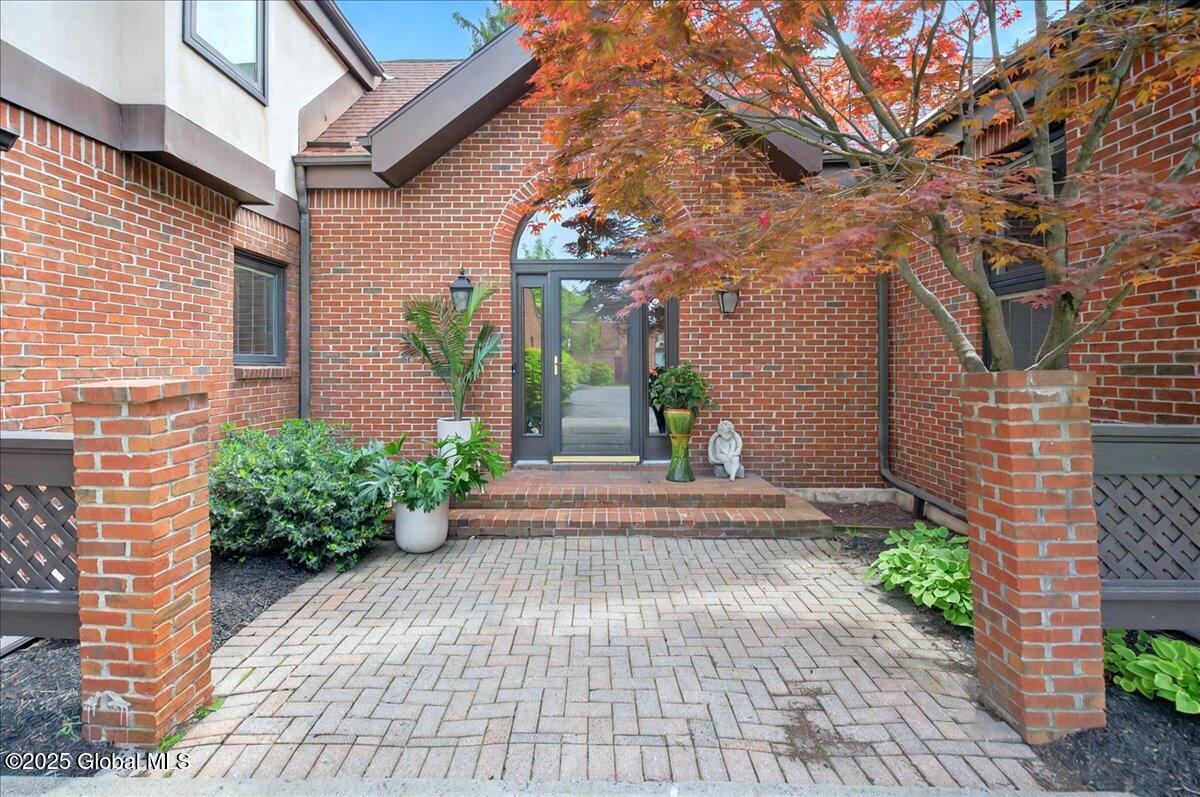 101 E Krumkill Road