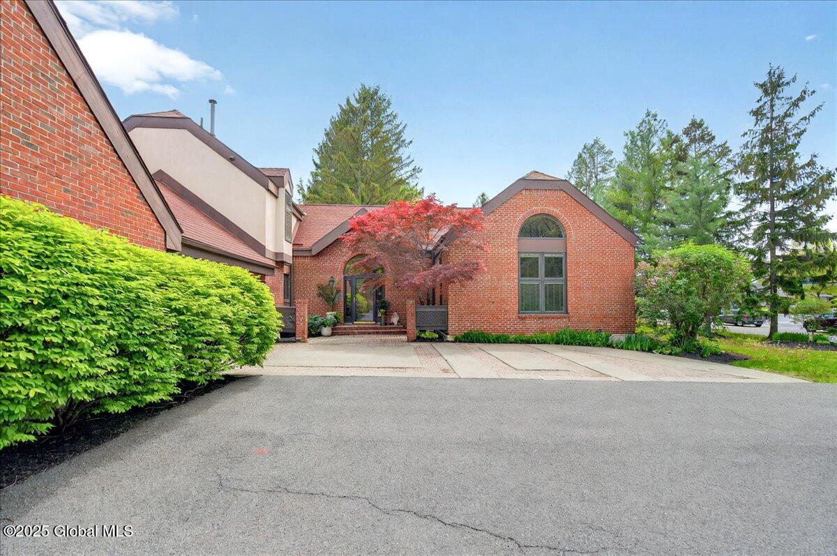 101 E Krumkill Road
