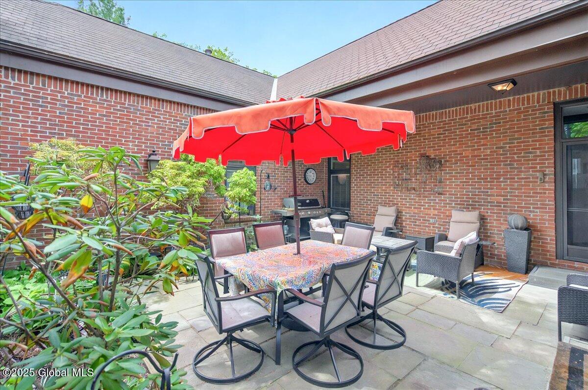 101 E Krumkill Road