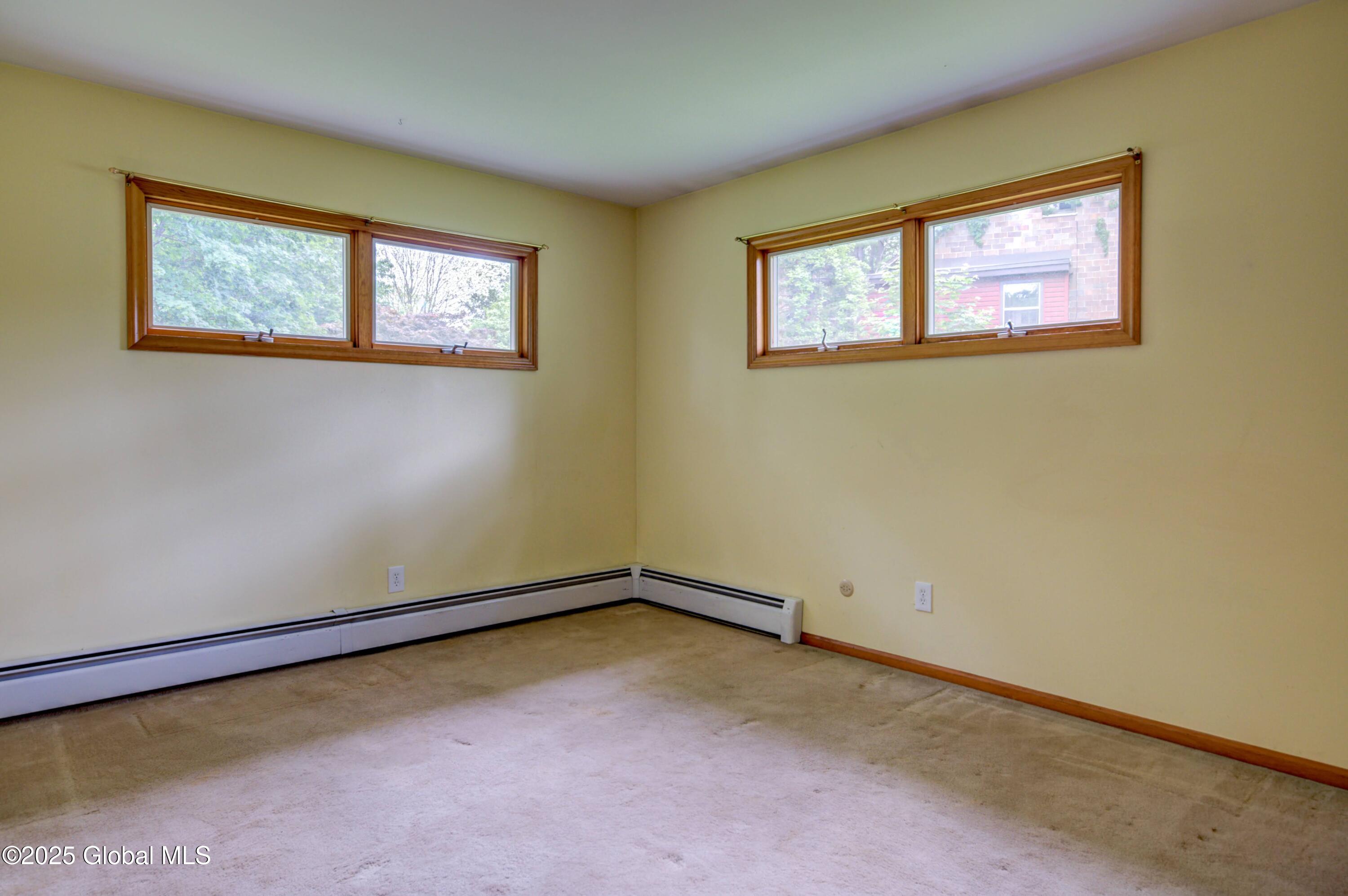 107 Green Avenue, Castleton-on-Hudson