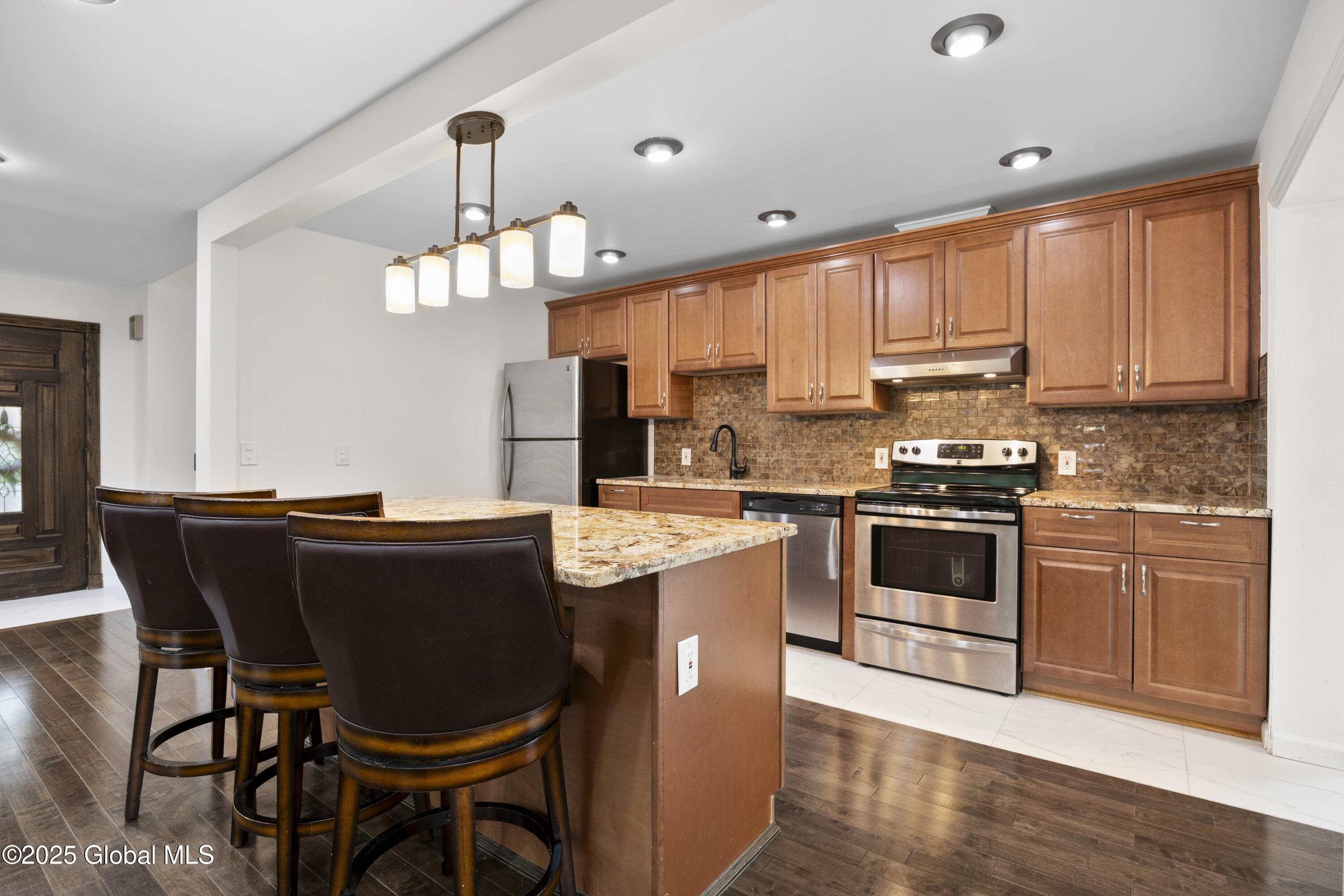 15 Campus View Drive