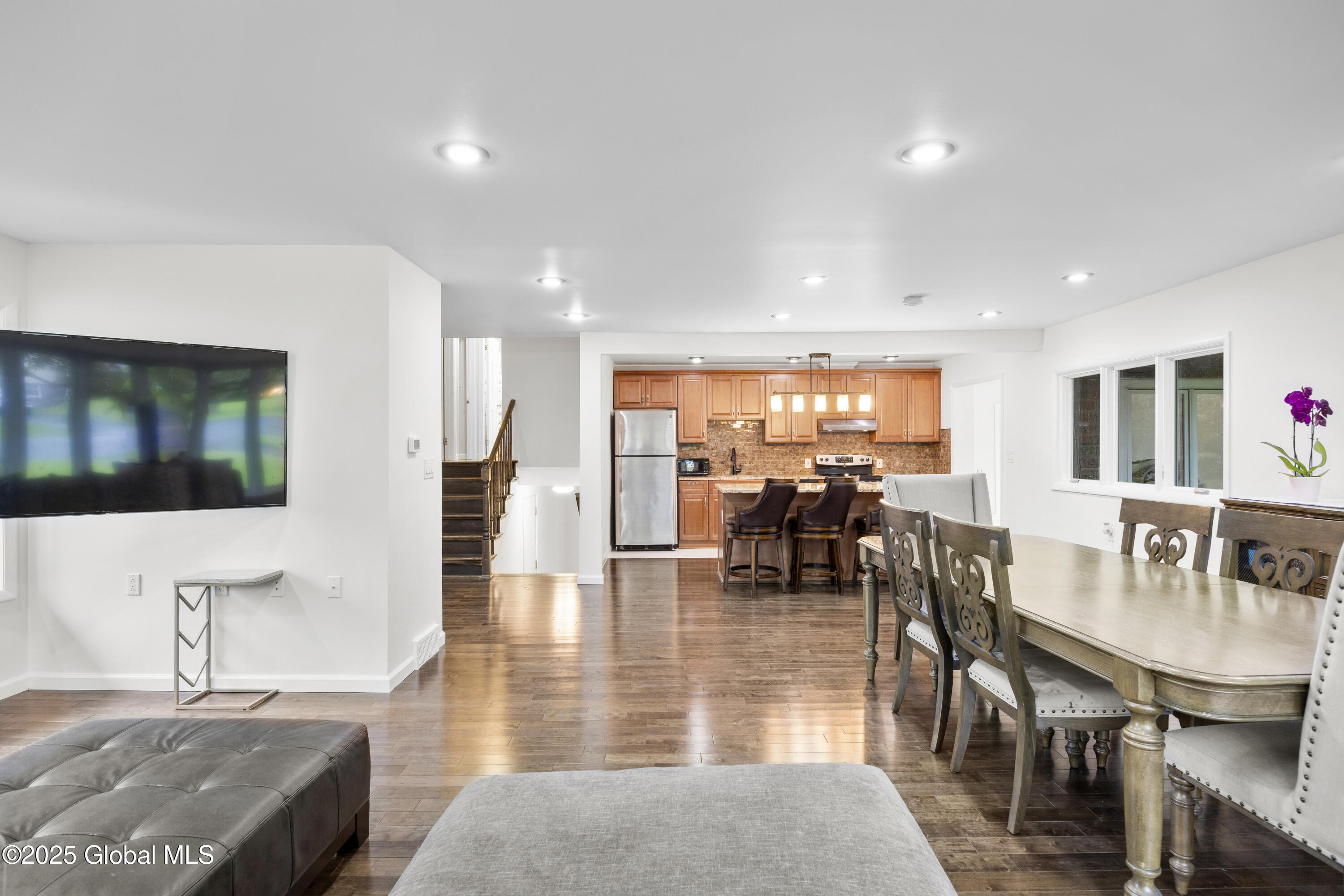 15 Campus View Drive