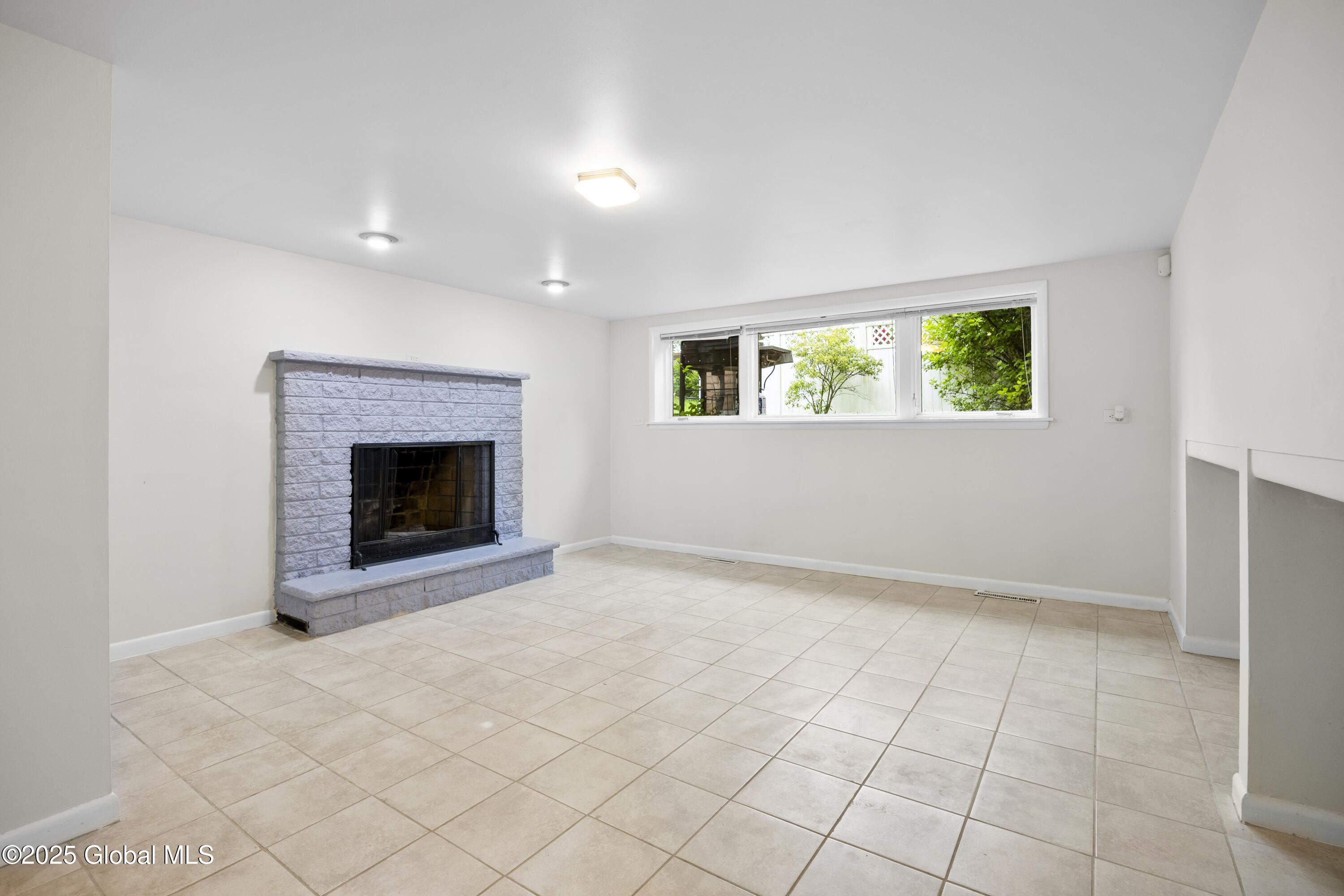 15 Campus View Drive