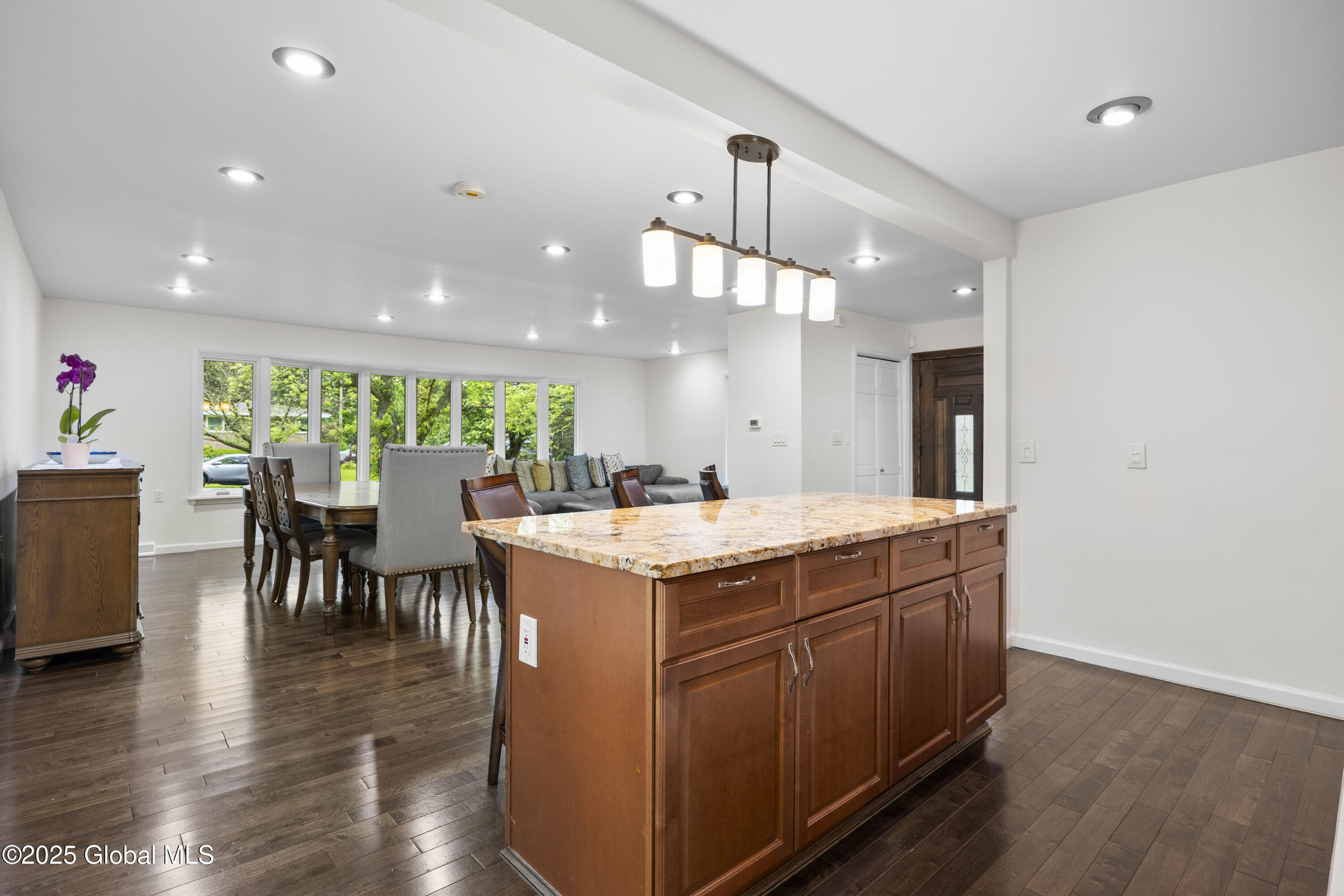 15 Campus View Drive