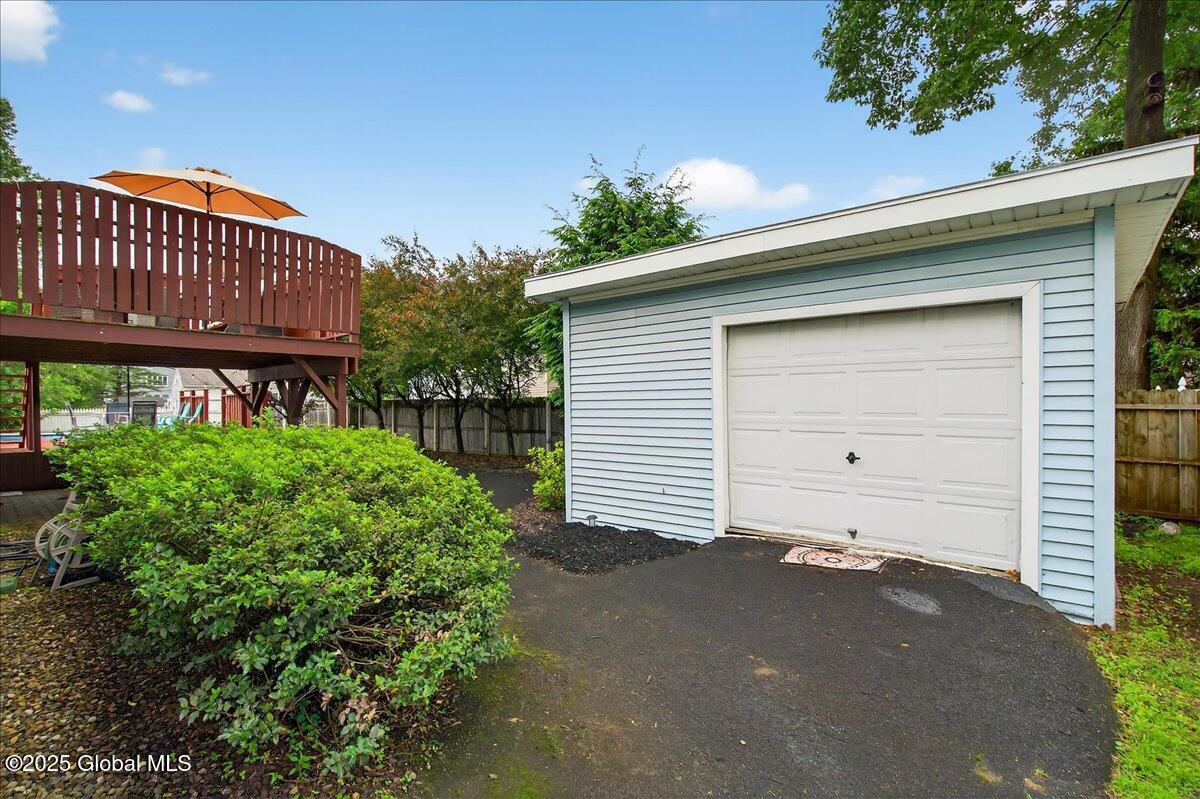 29 Holland Avenue