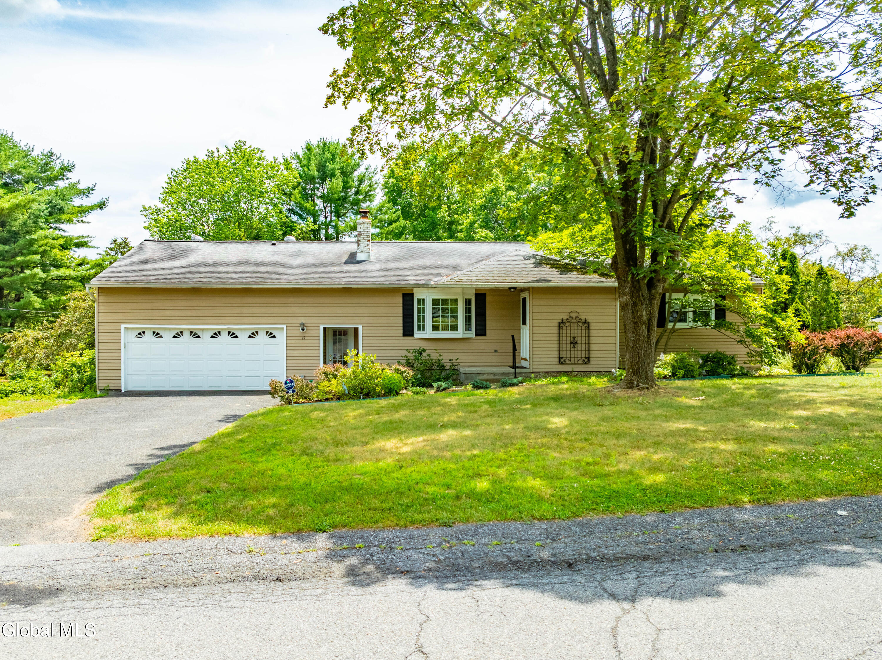 19 Drawbridge Drive