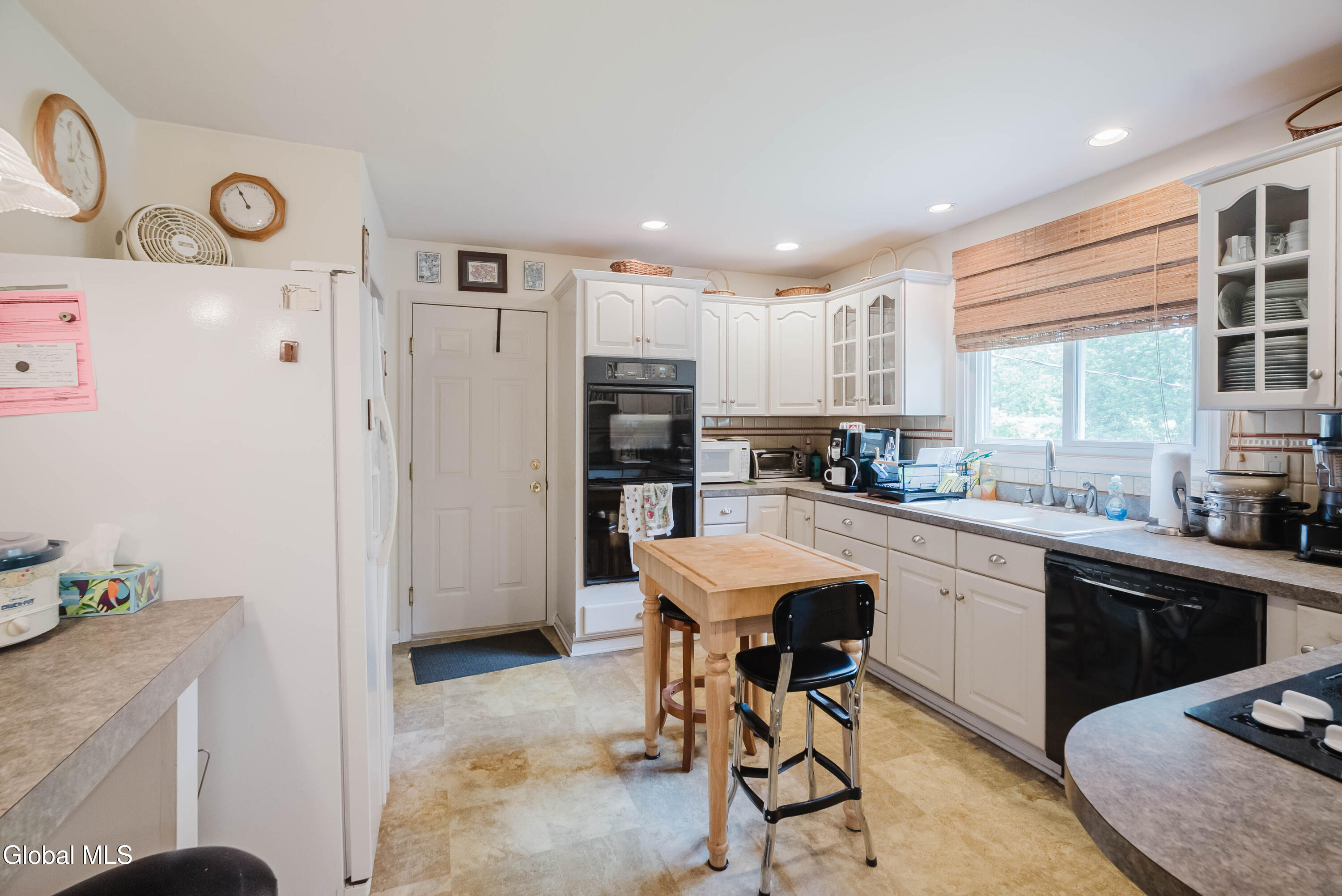 19 Drawbridge Drive