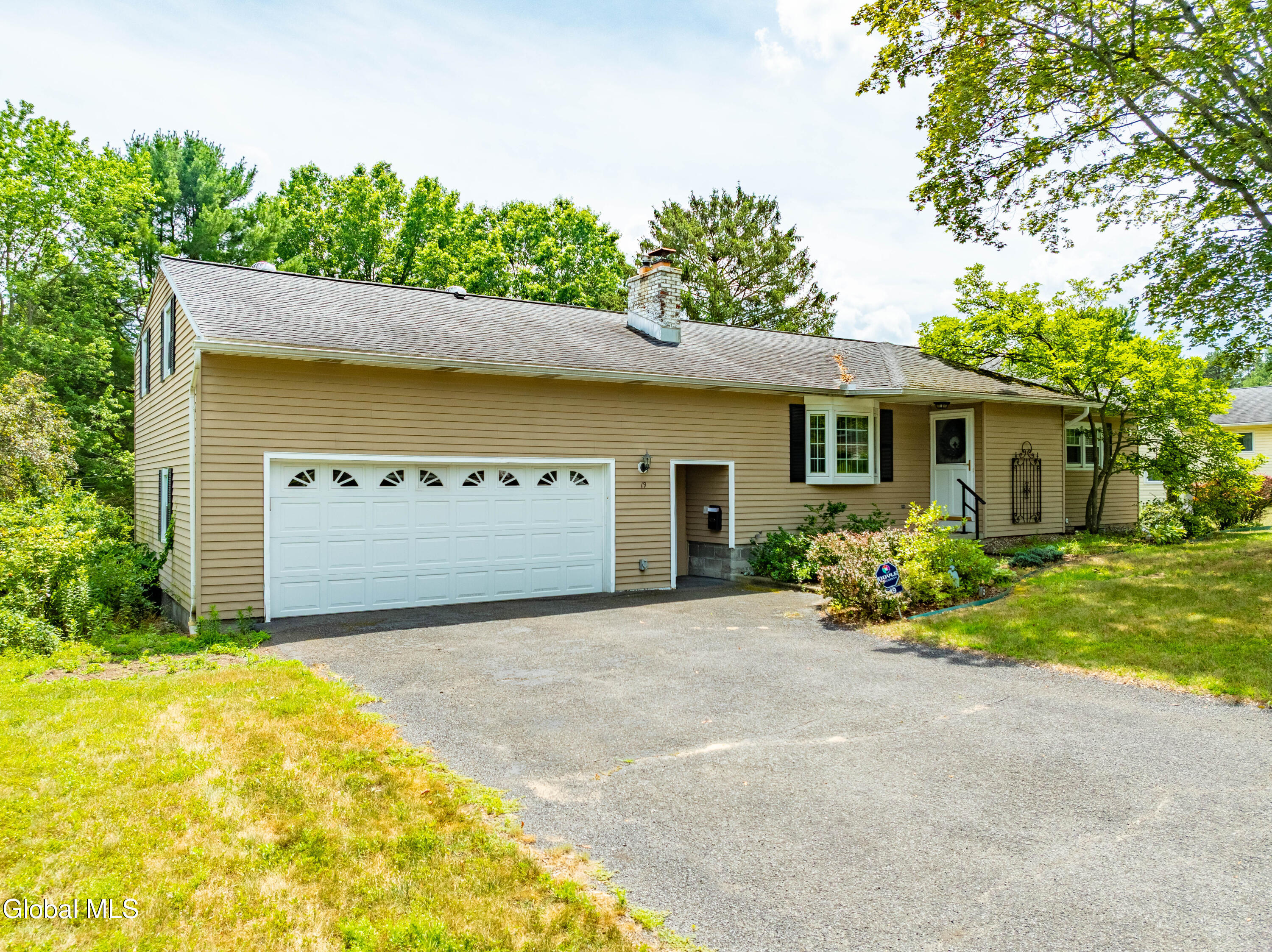 19 Drawbridge Drive