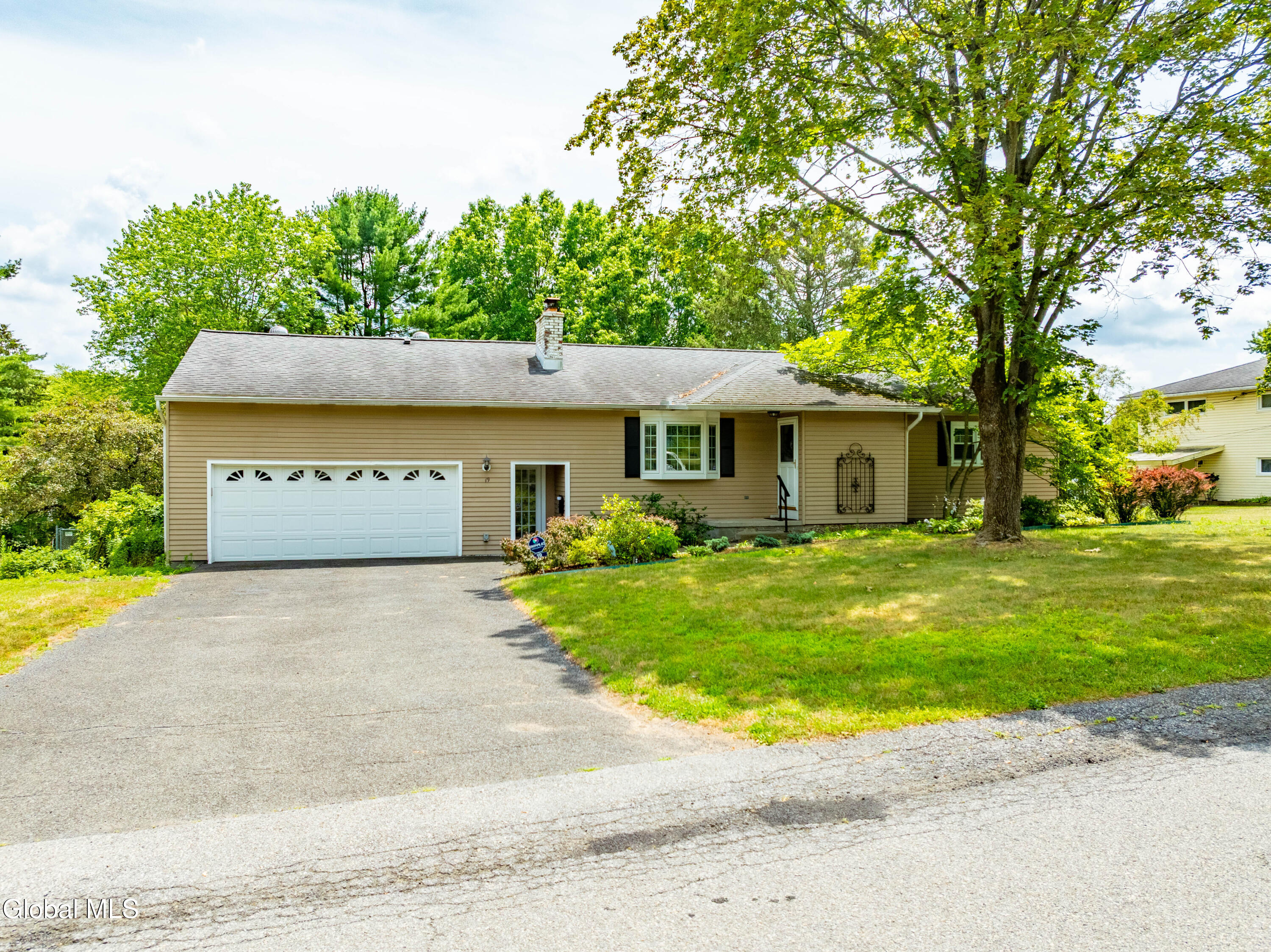 19 Drawbridge Drive
