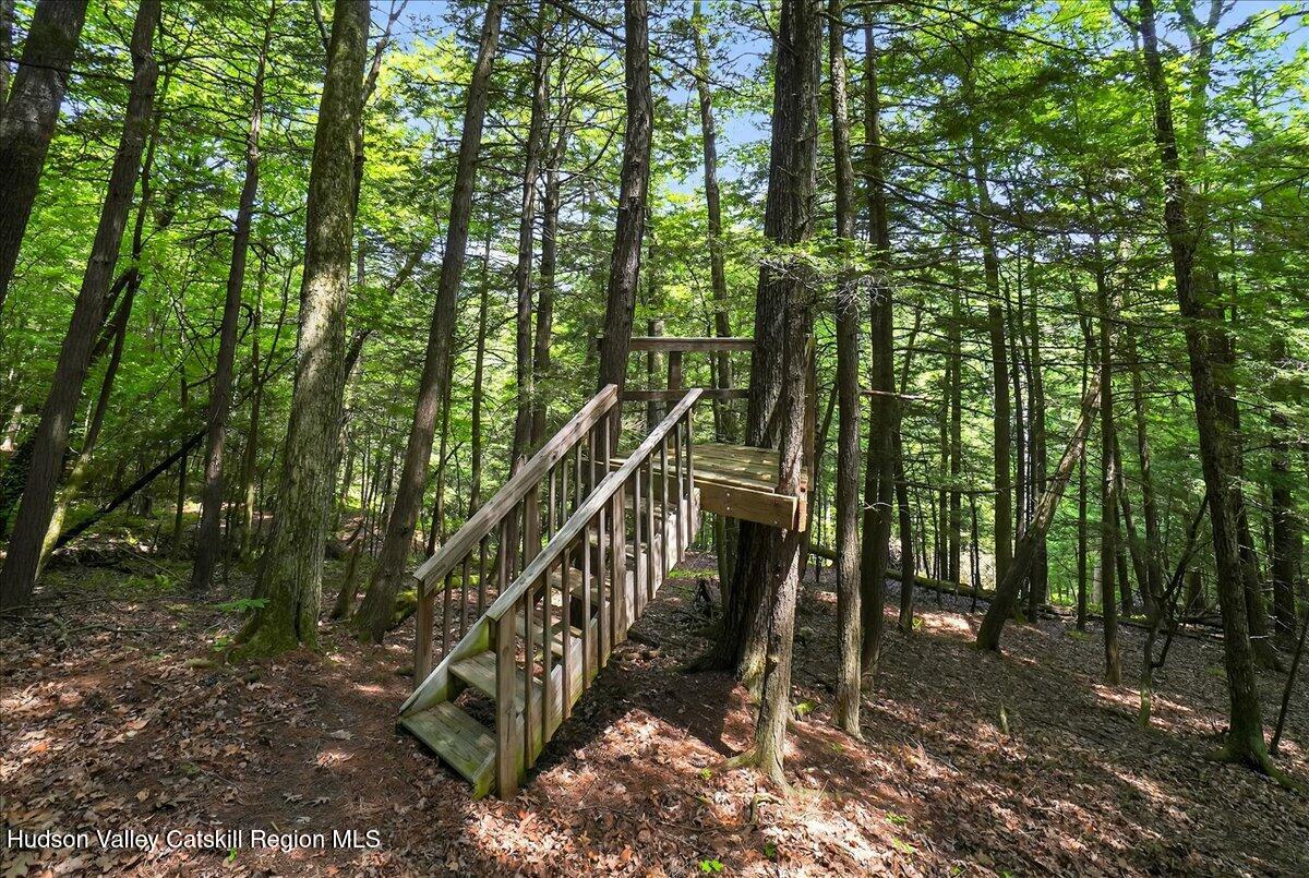 895 Van Hoesen Road