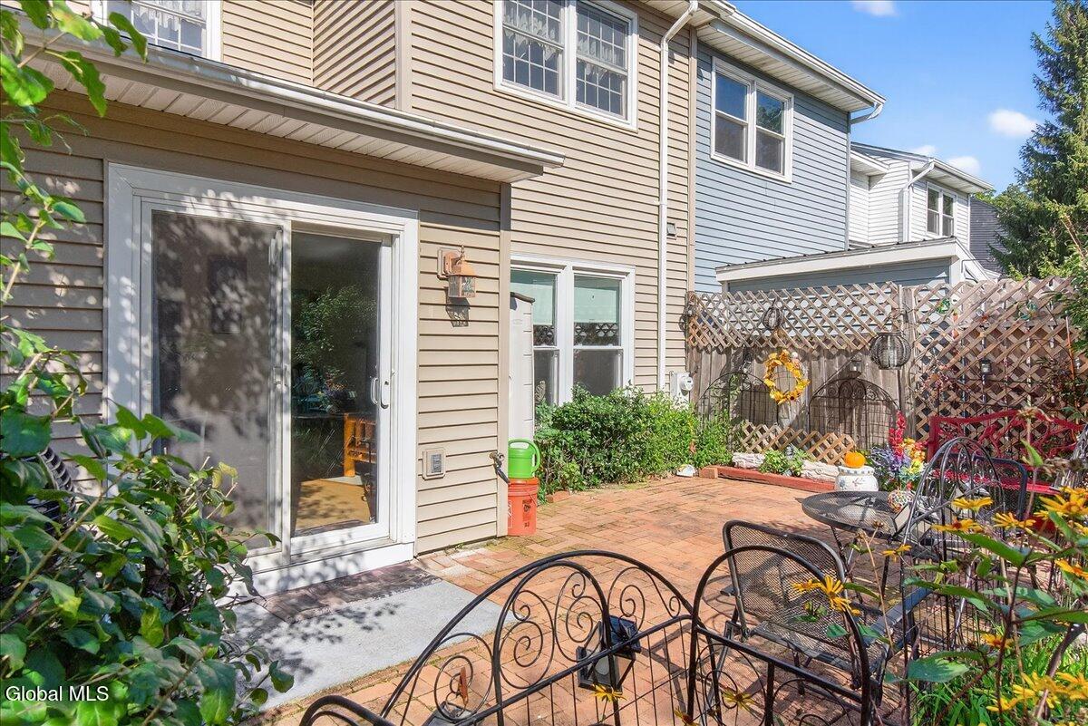 23 Stirrup Drive