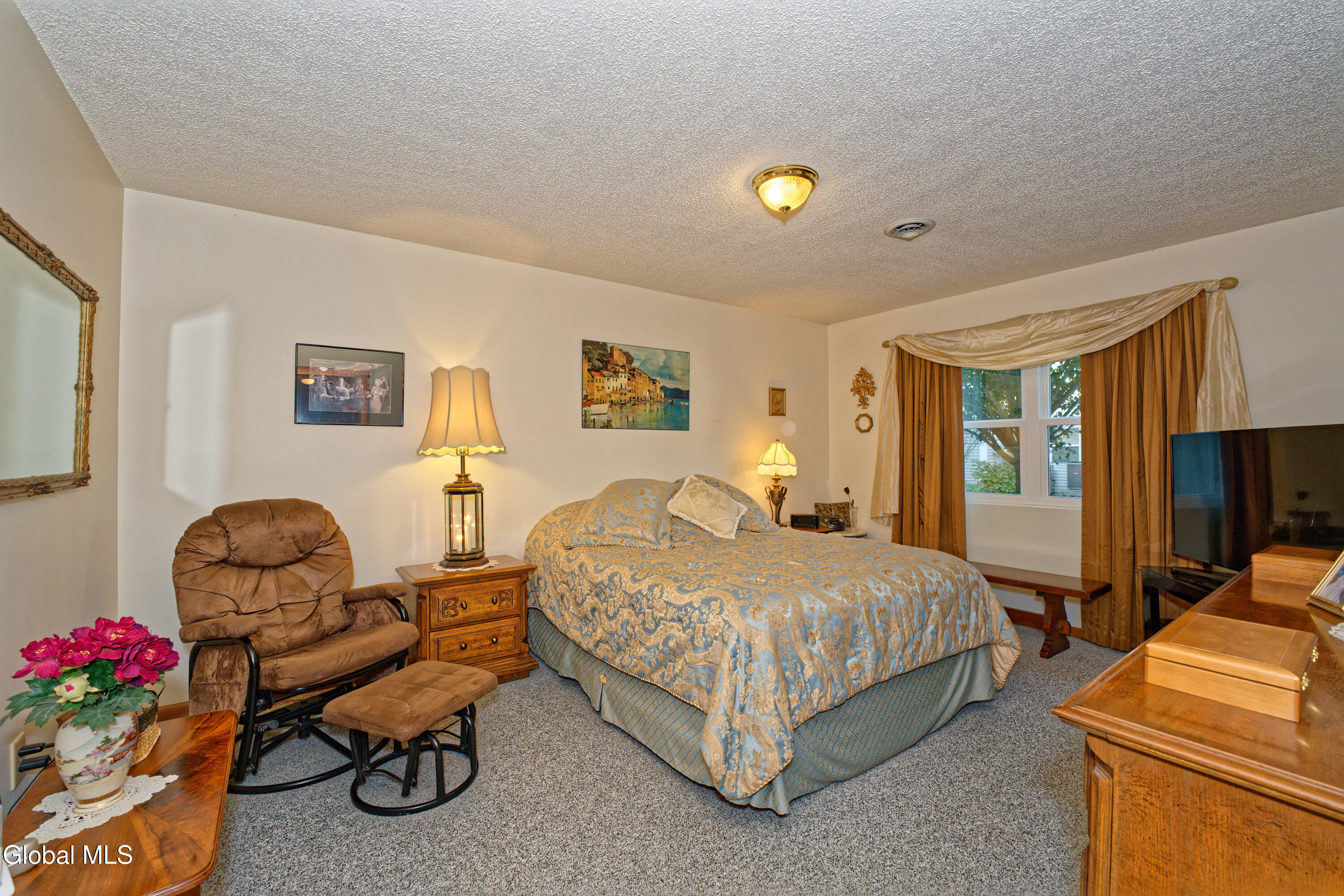 505 Greenwich Drive