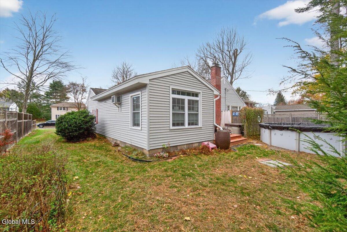 532 Wayne Place