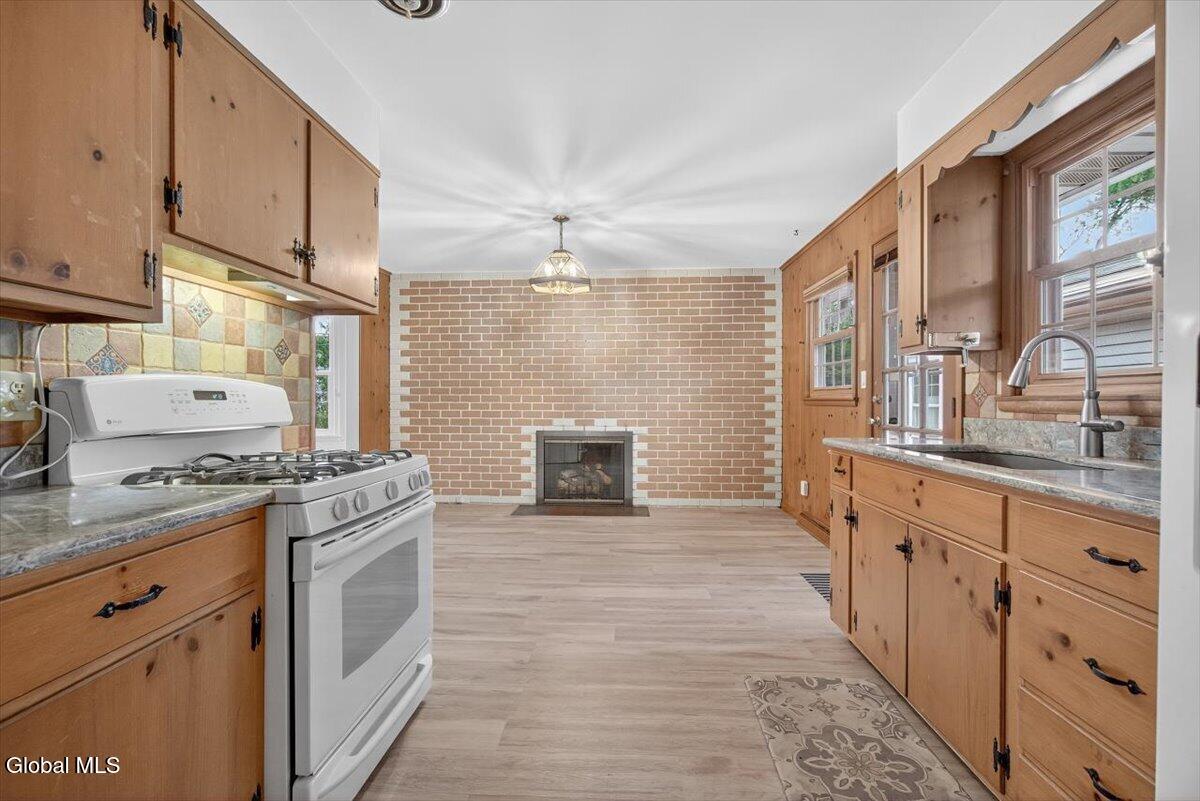 532 Wayne Place