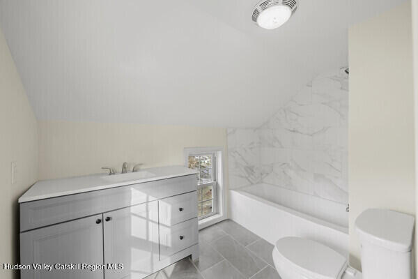 1108 New York 295