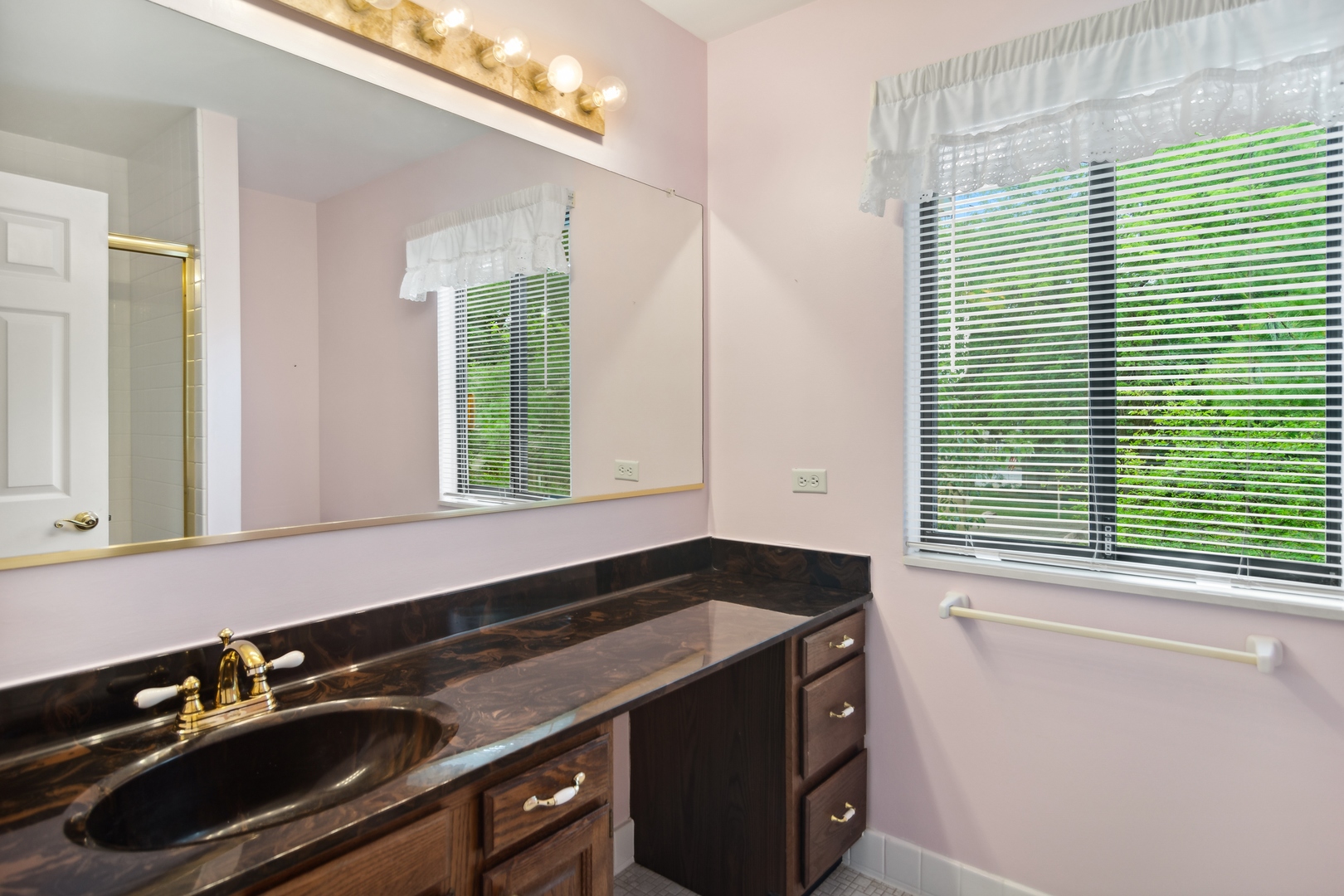 799 Oak Hill Road Unit: 470