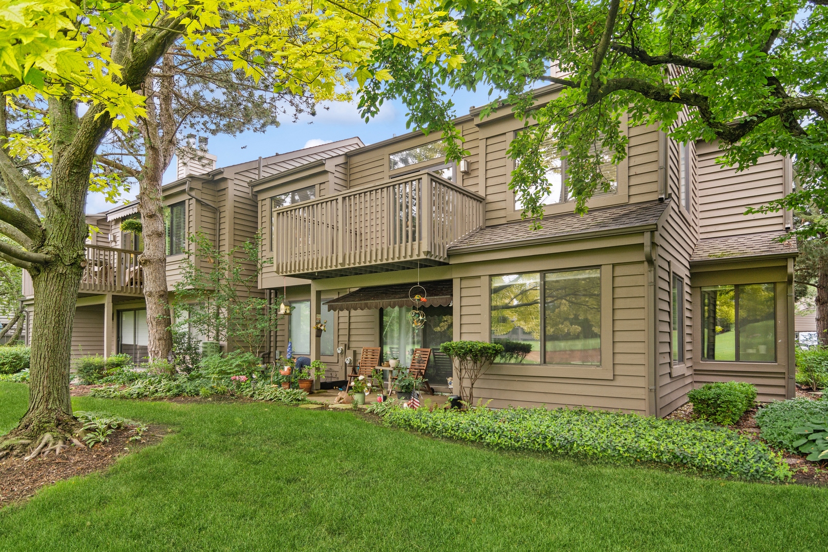 673 Golf Lane Unit: 953