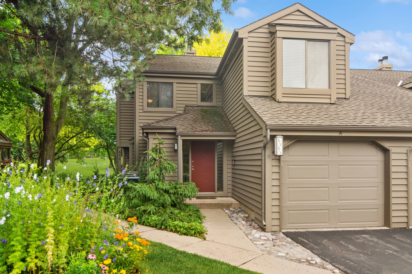 673 Golf Lane Unit: 953