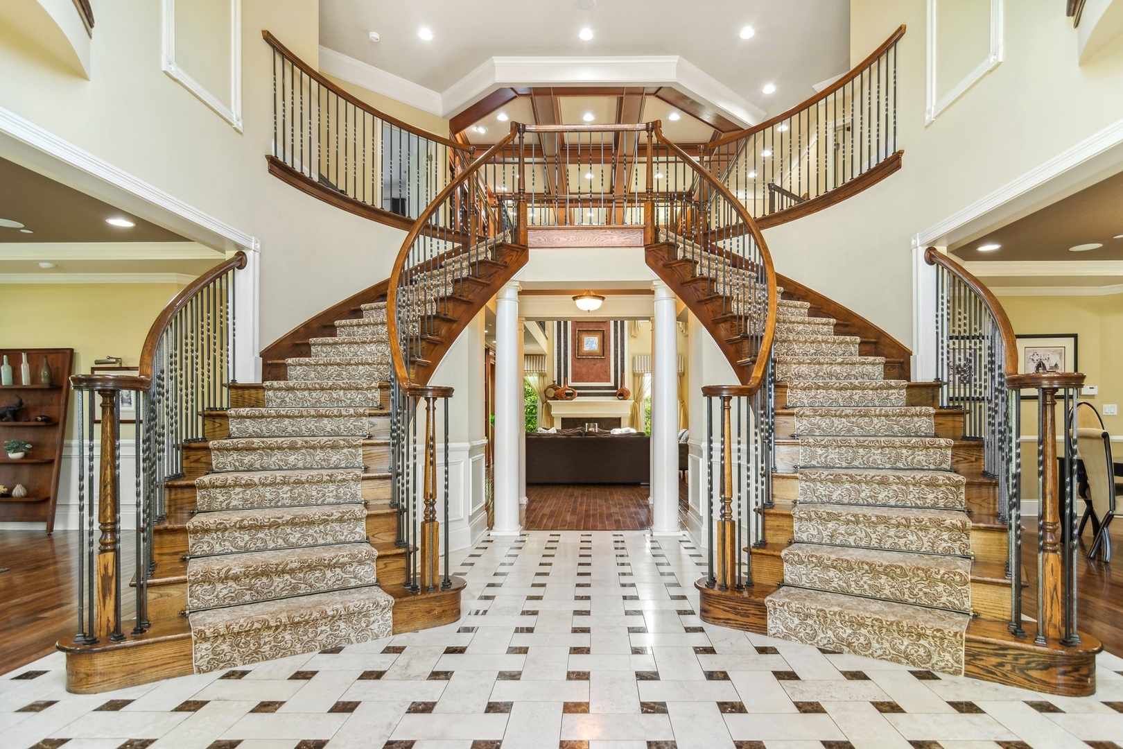 2 Turnbury Court