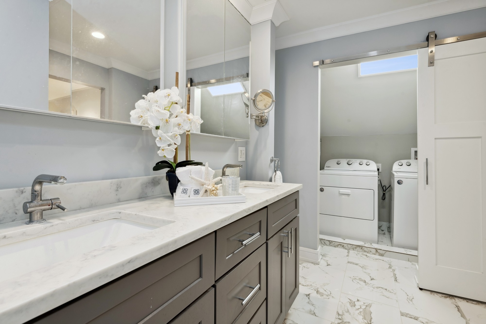 563 Woodview Road Unit: A