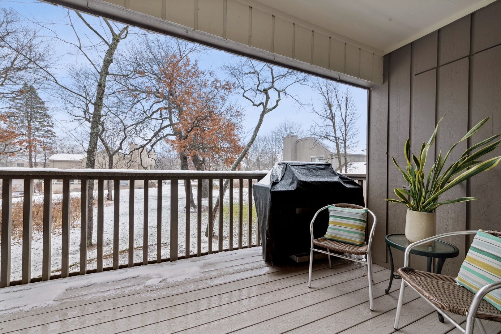 563 Woodview Road Unit: A