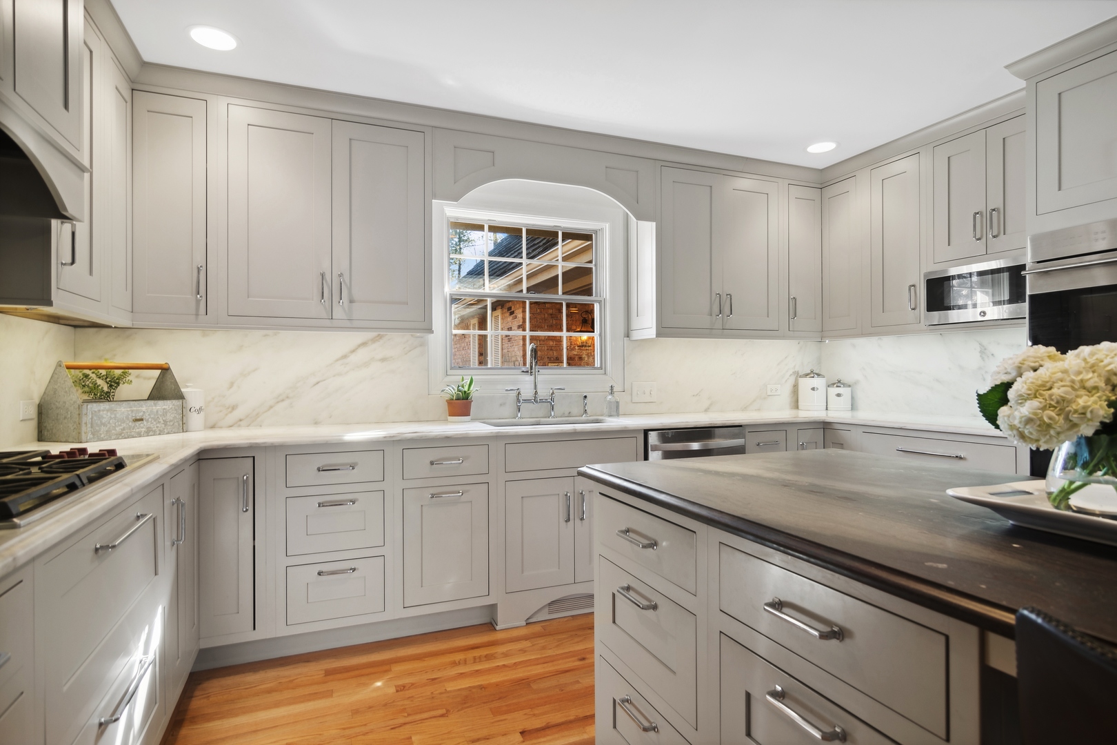 516 W Shady Lane