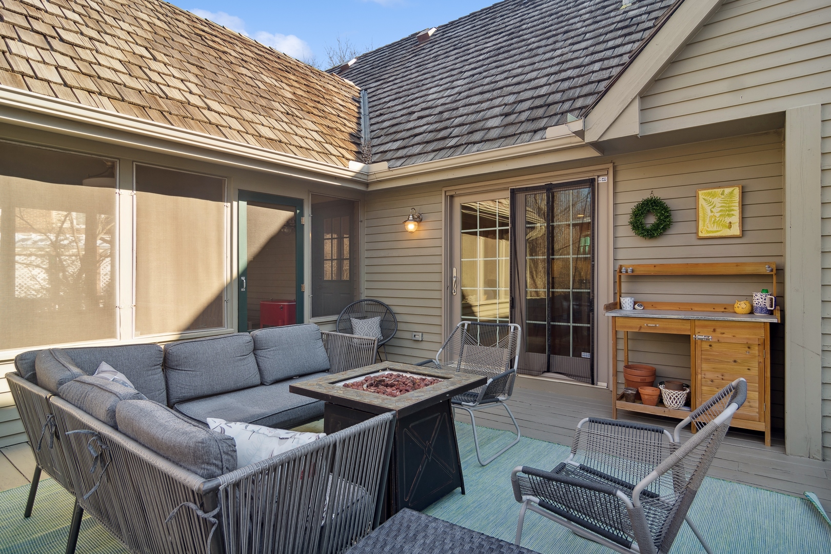 516 W Shady Lane
