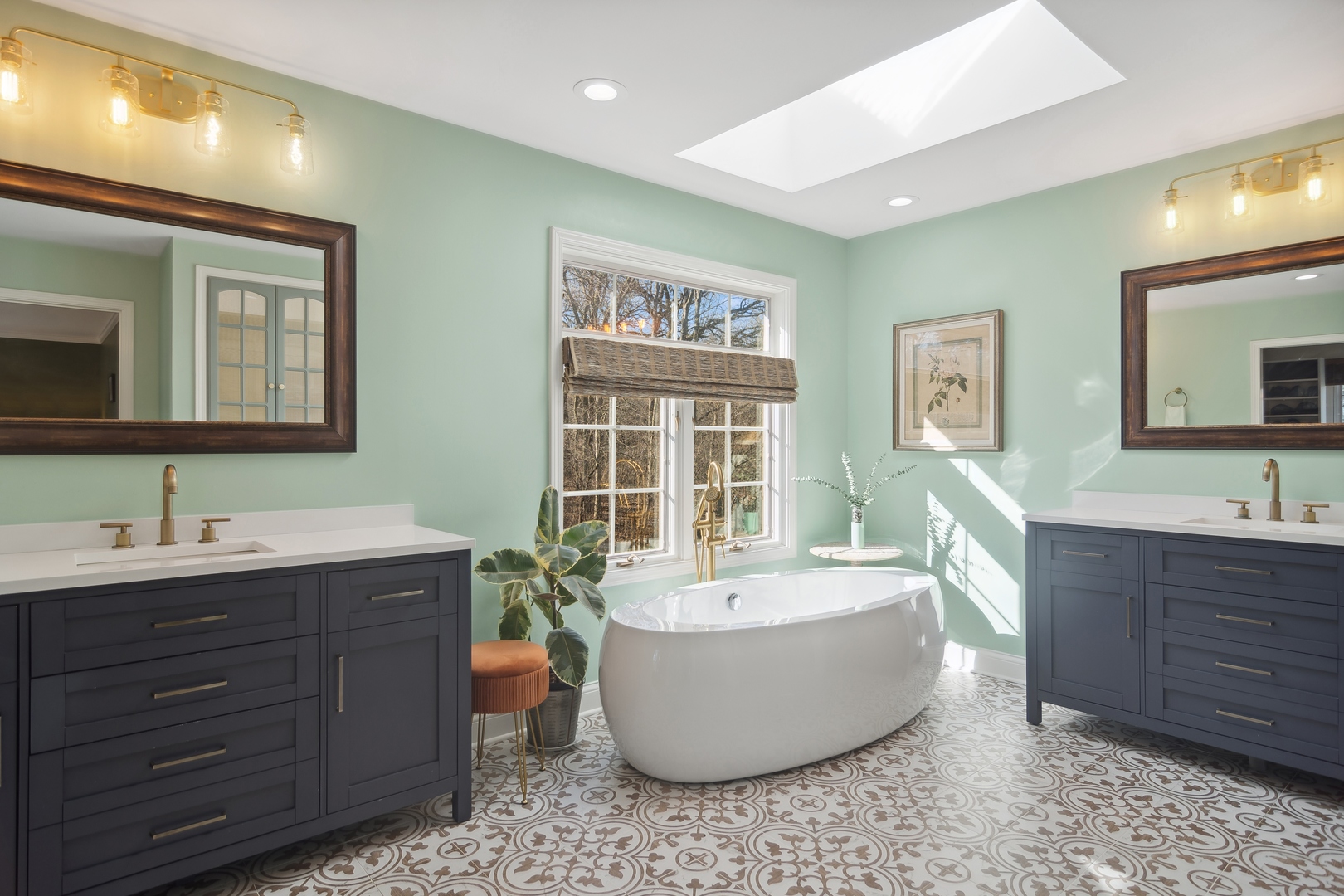 516 W Shady Lane