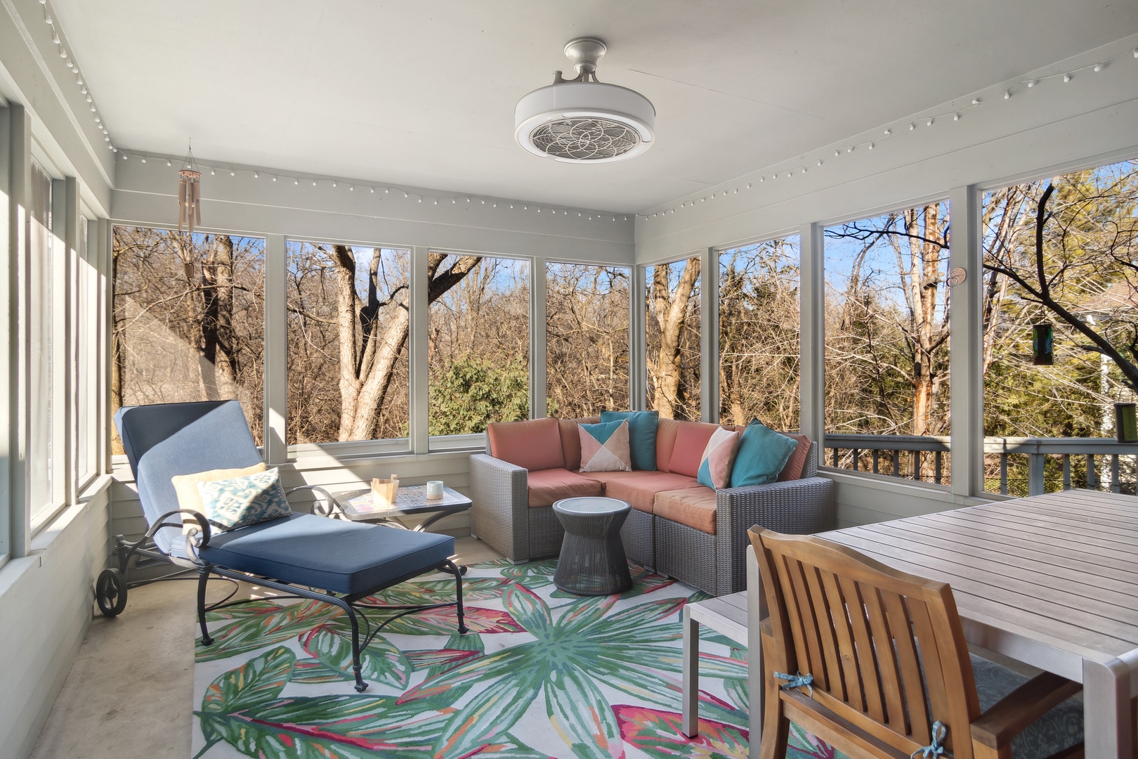 516 W Shady Lane