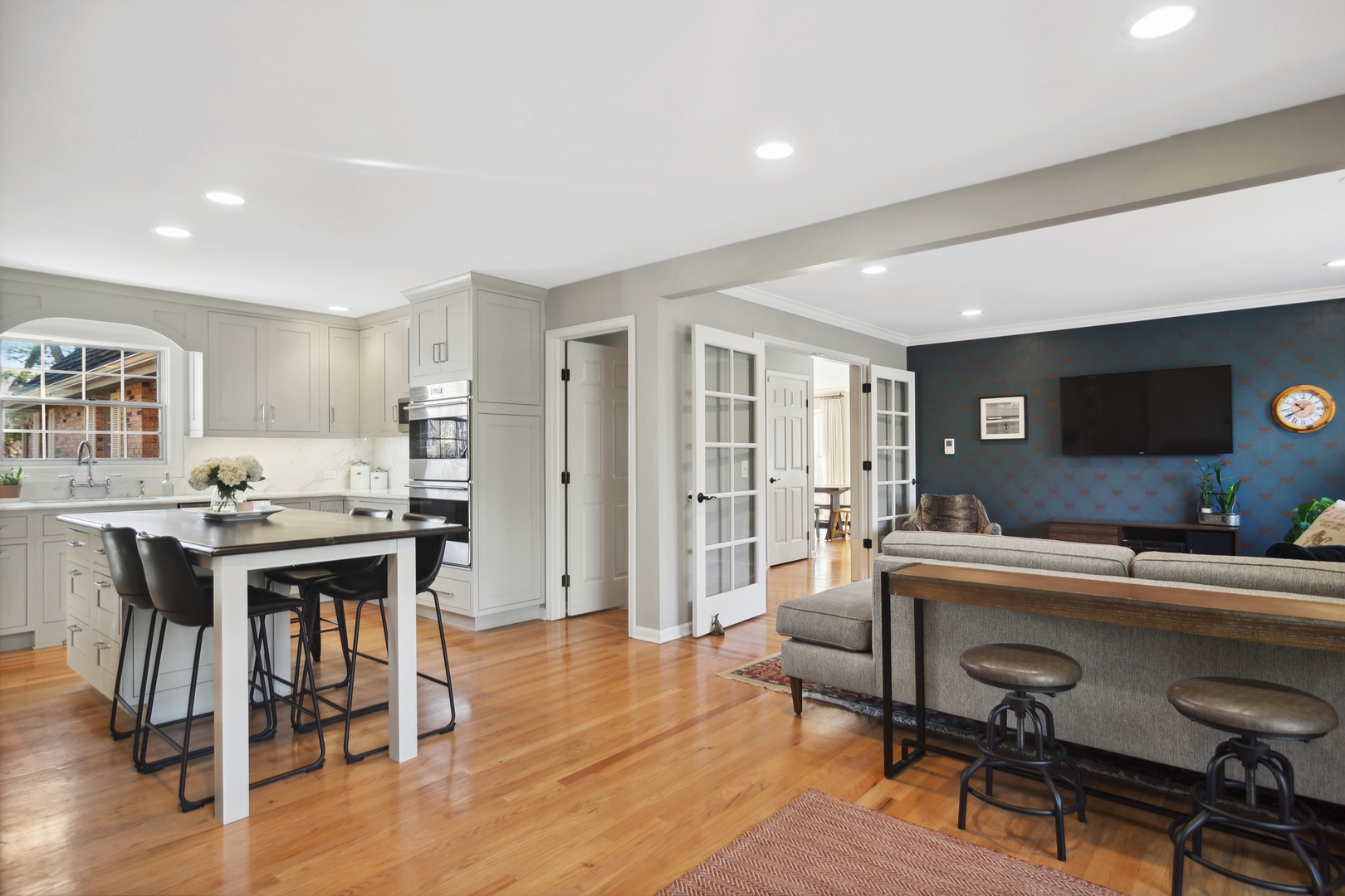 516 W Shady Lane