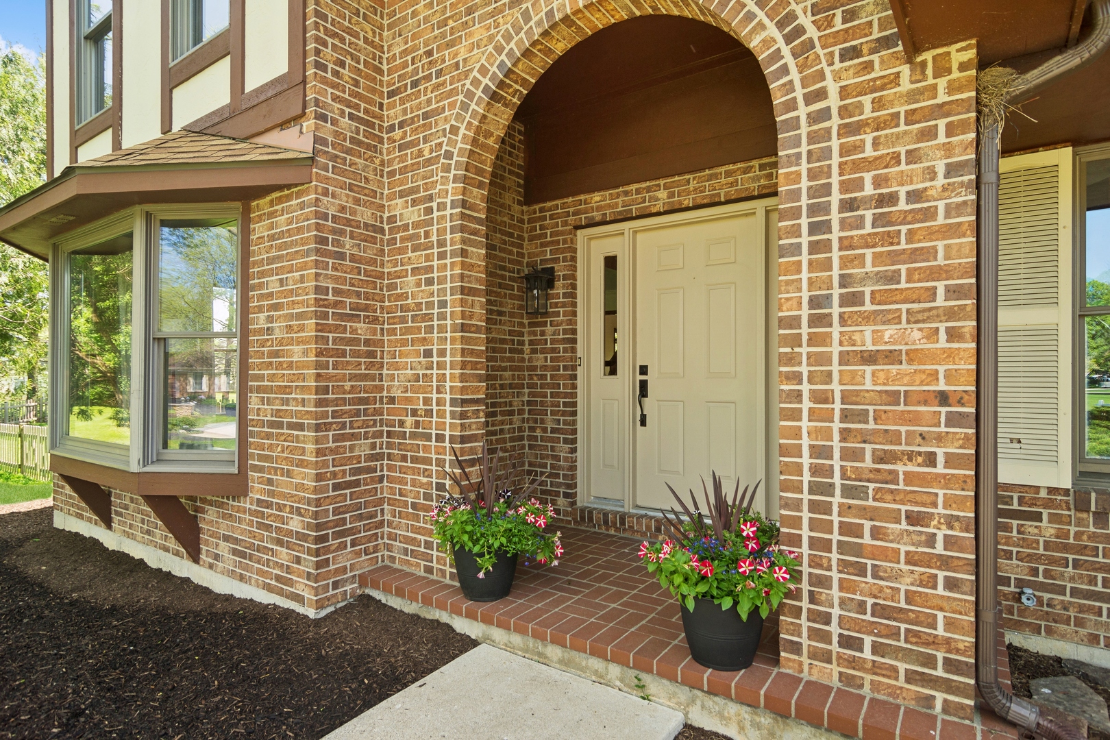 437 Dogwood Court