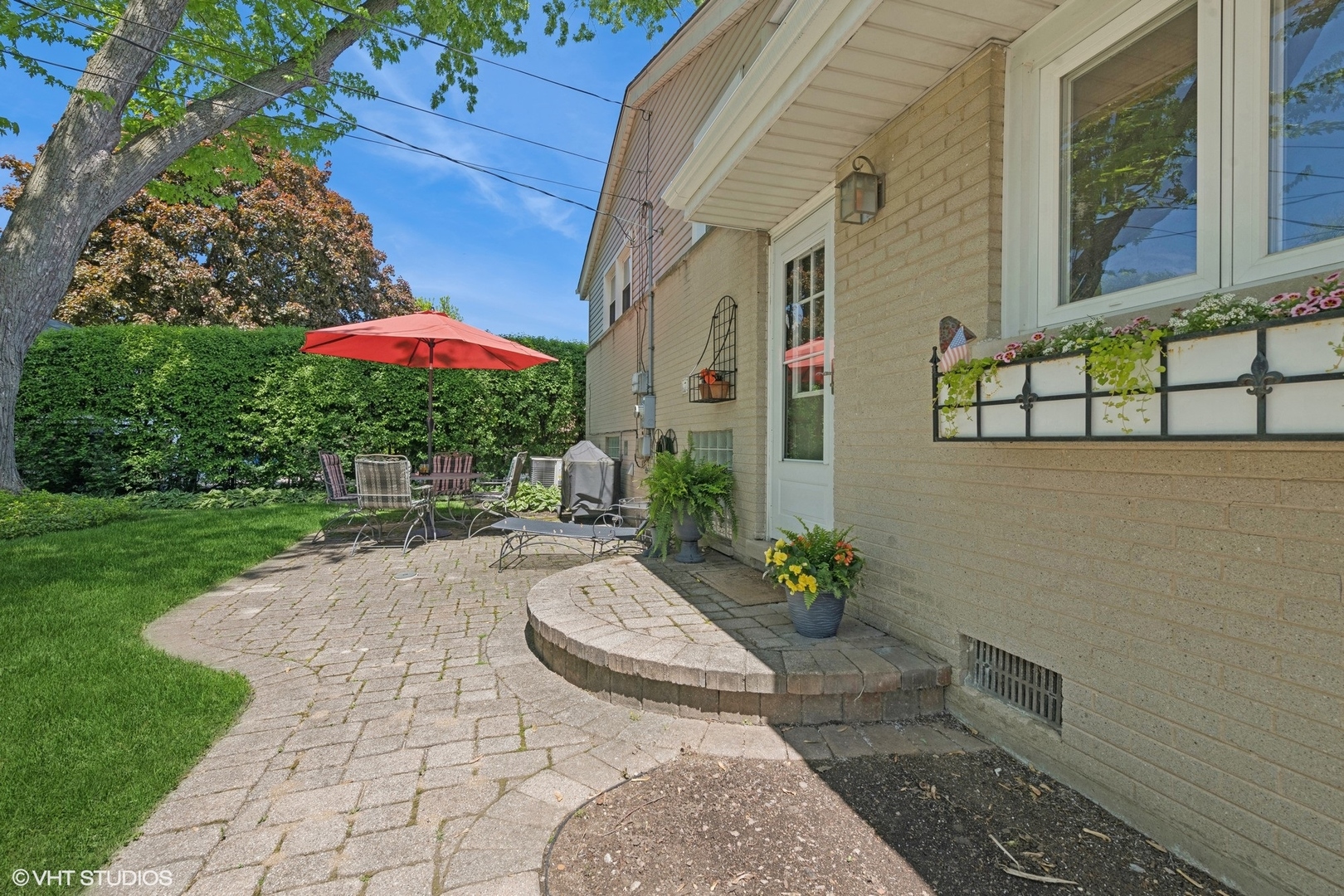 306 N Gibbons Avenue