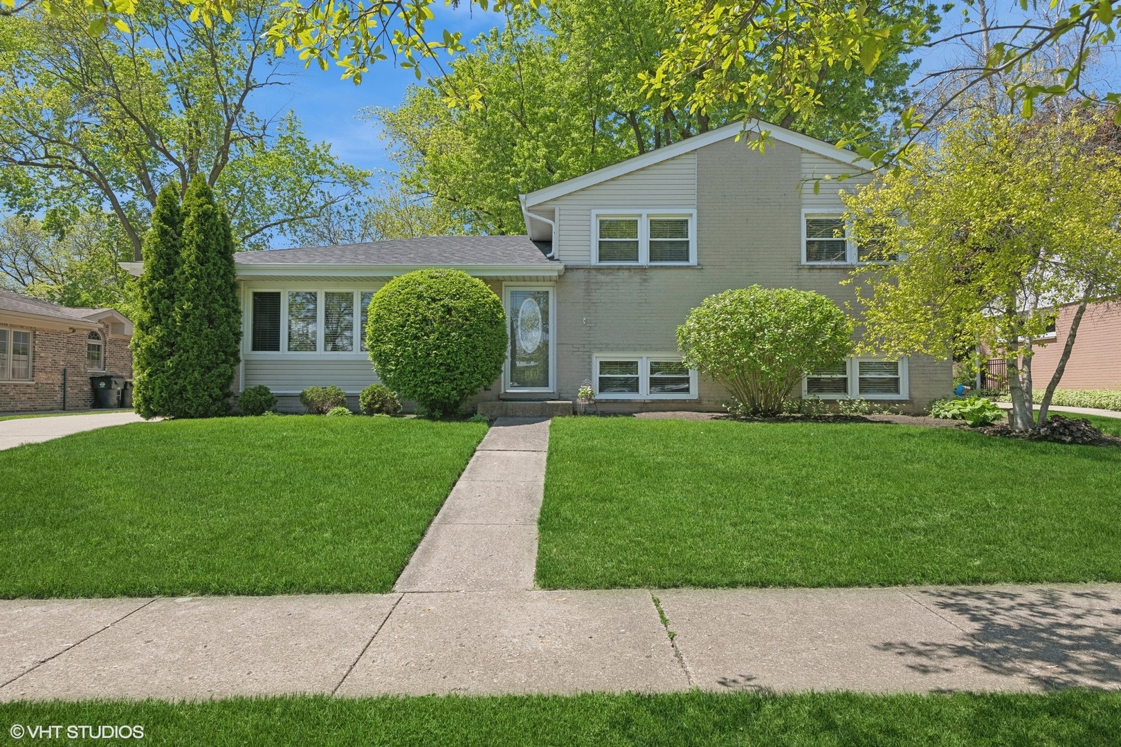 306 N Gibbons Avenue