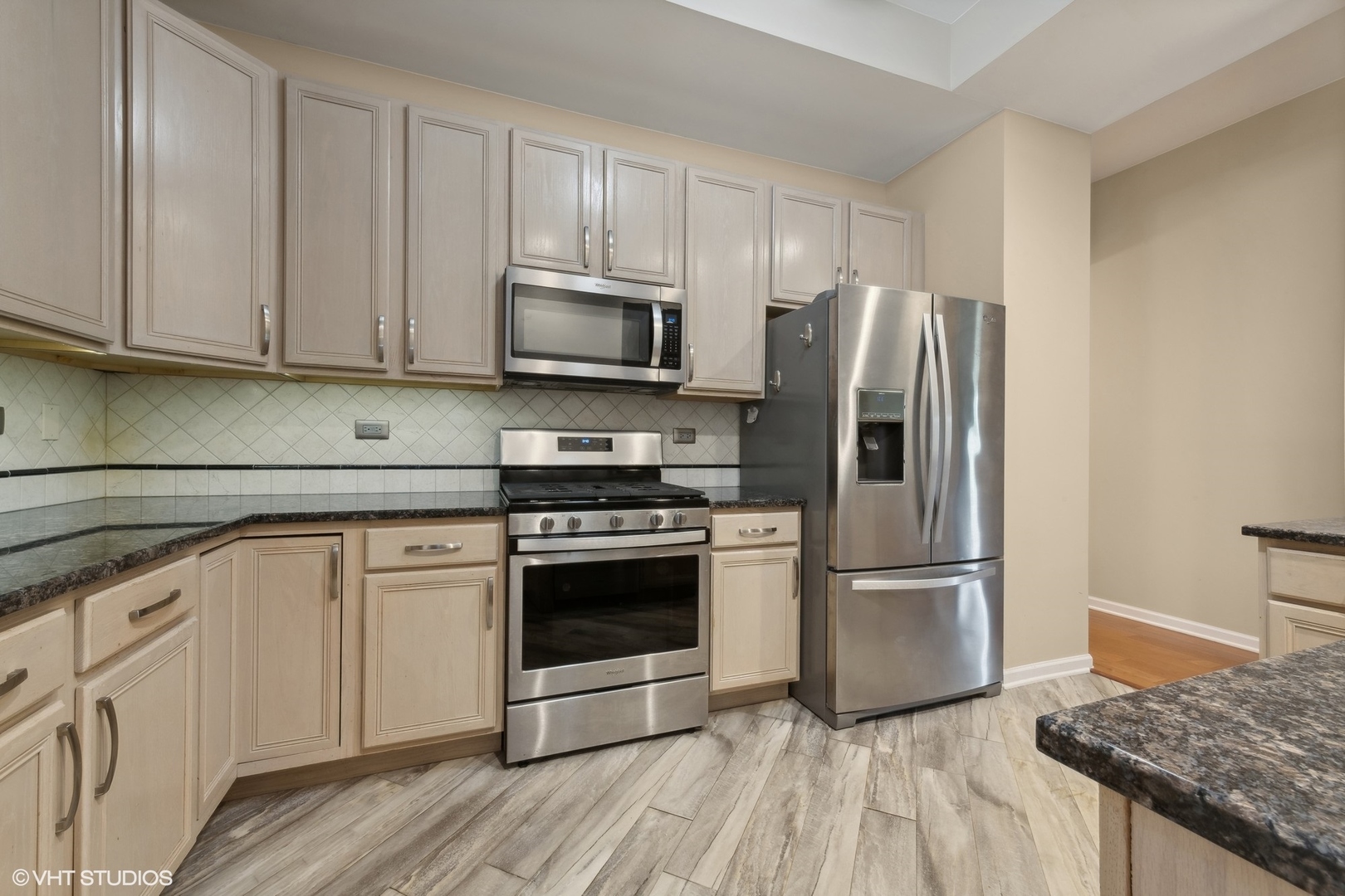 20 E Orchard Lane