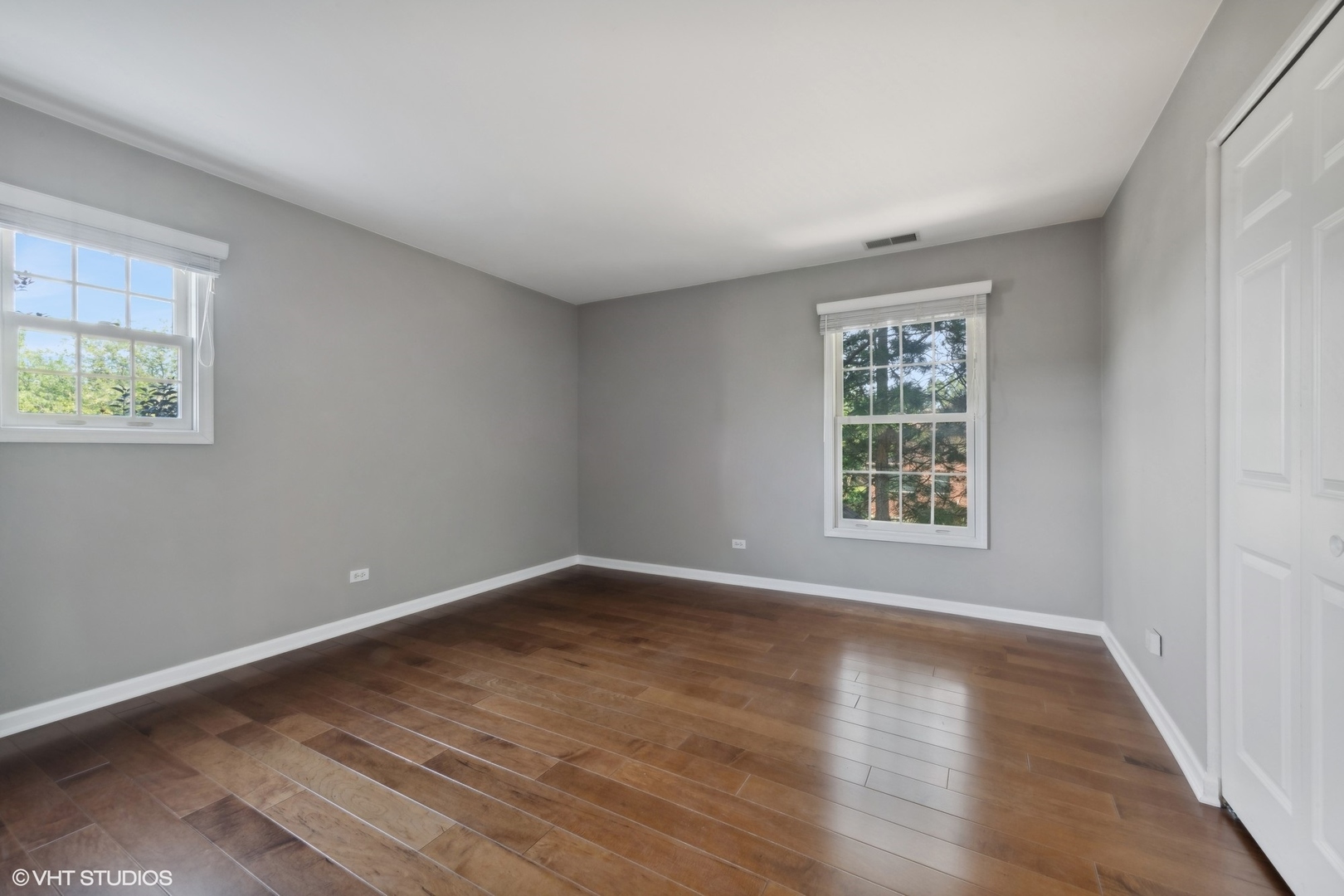 20 E Orchard Lane