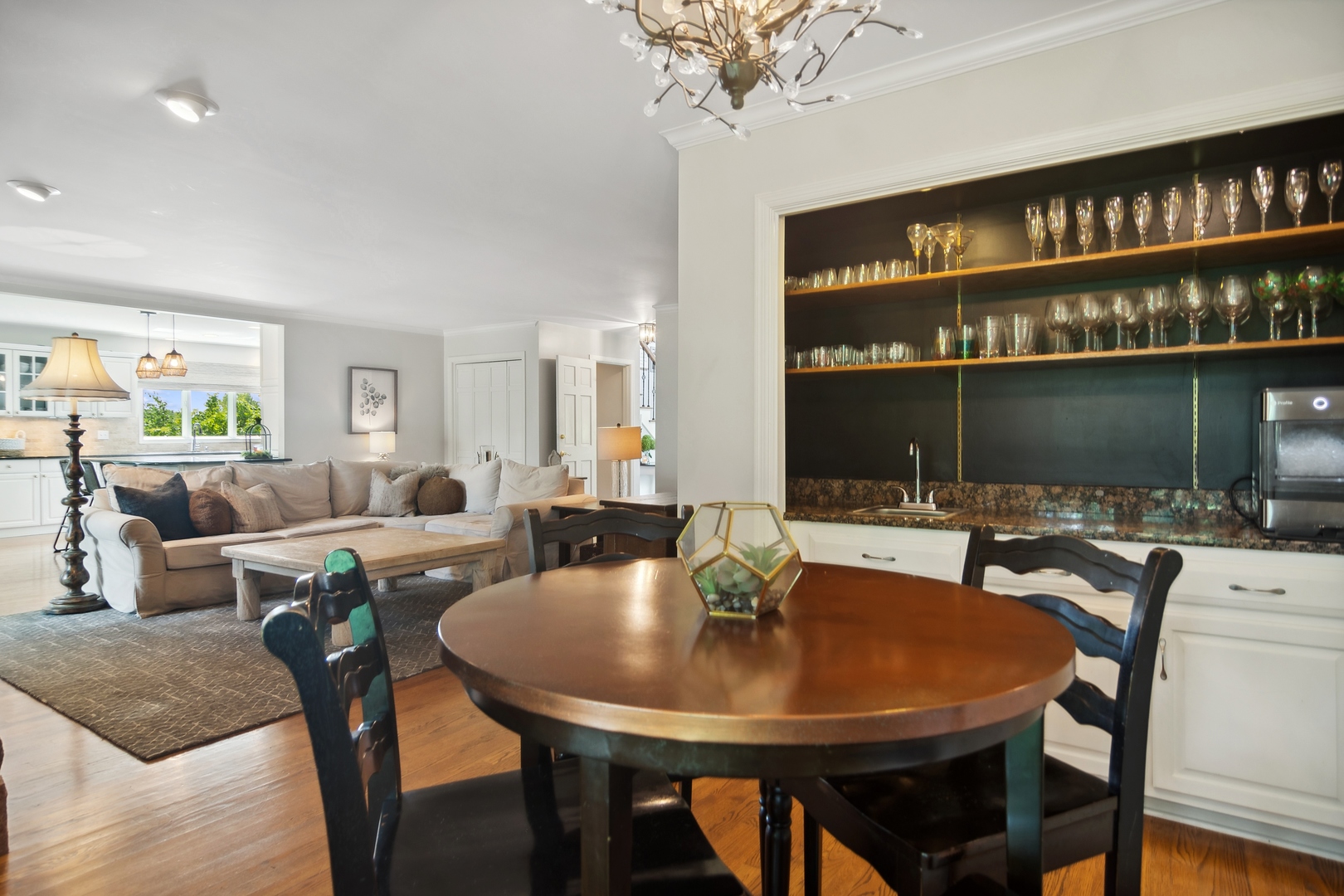 25333 N Cayuga Trail