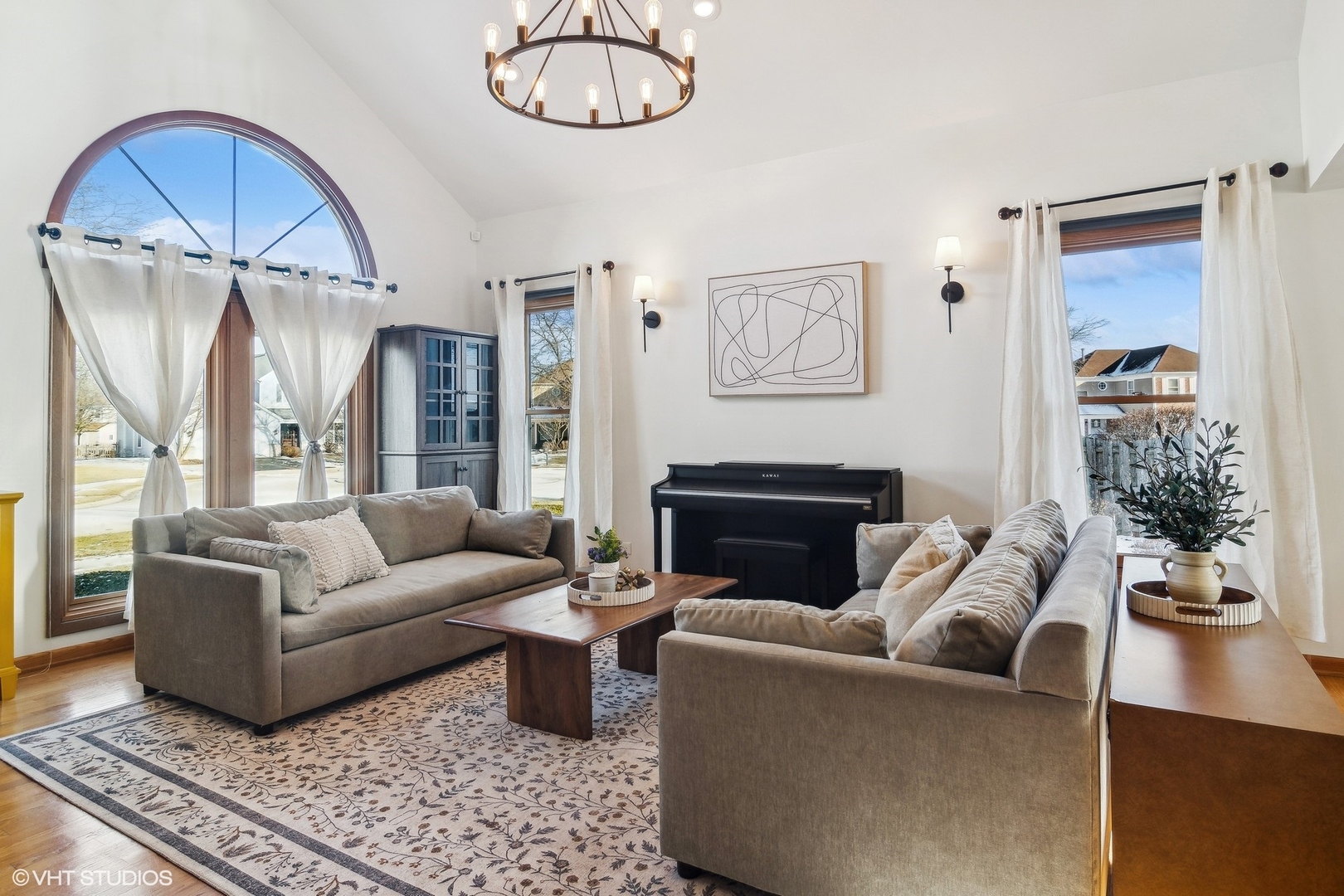 4256 Oak Knoll Lane