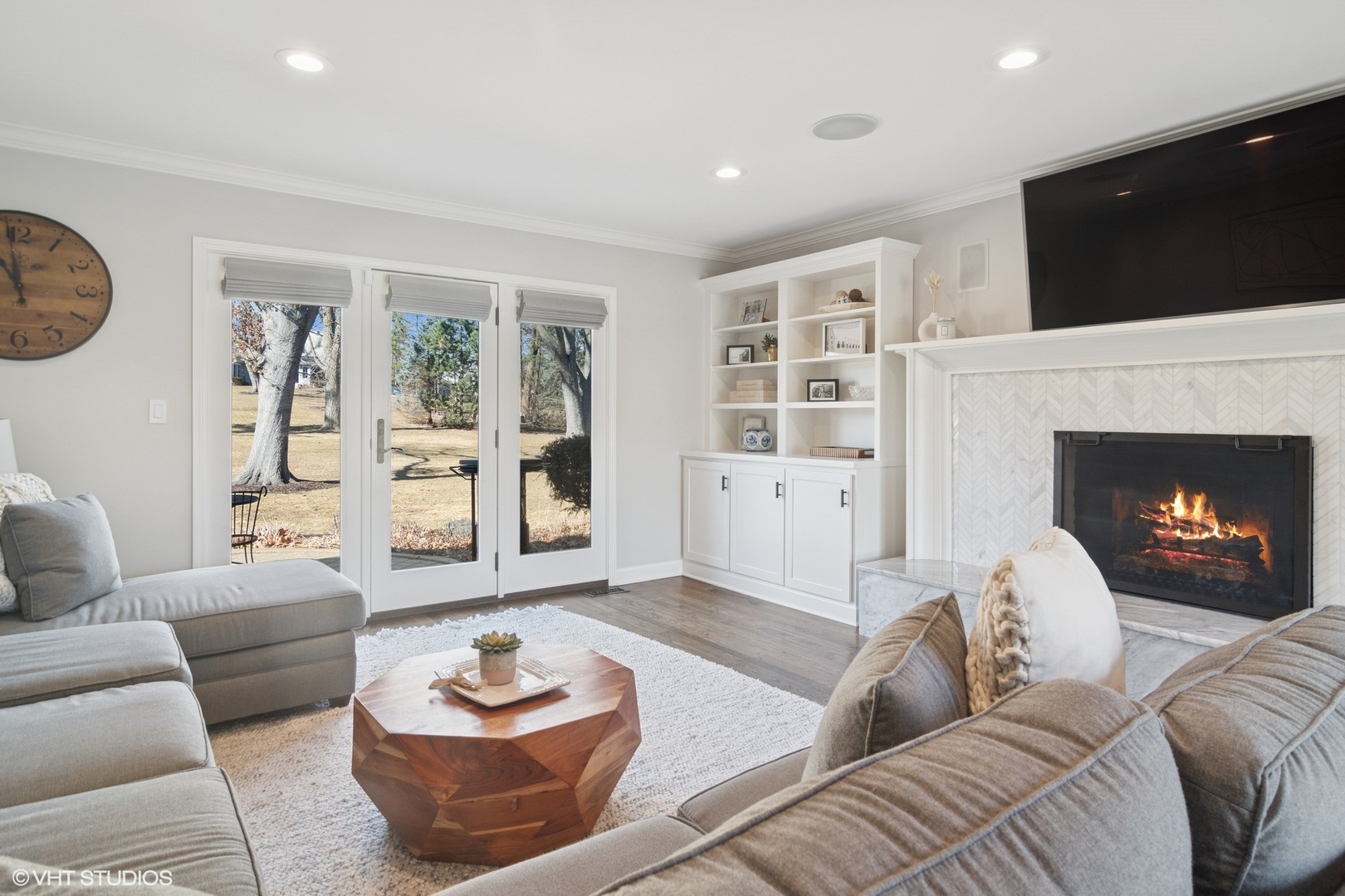 260 N Valley Road