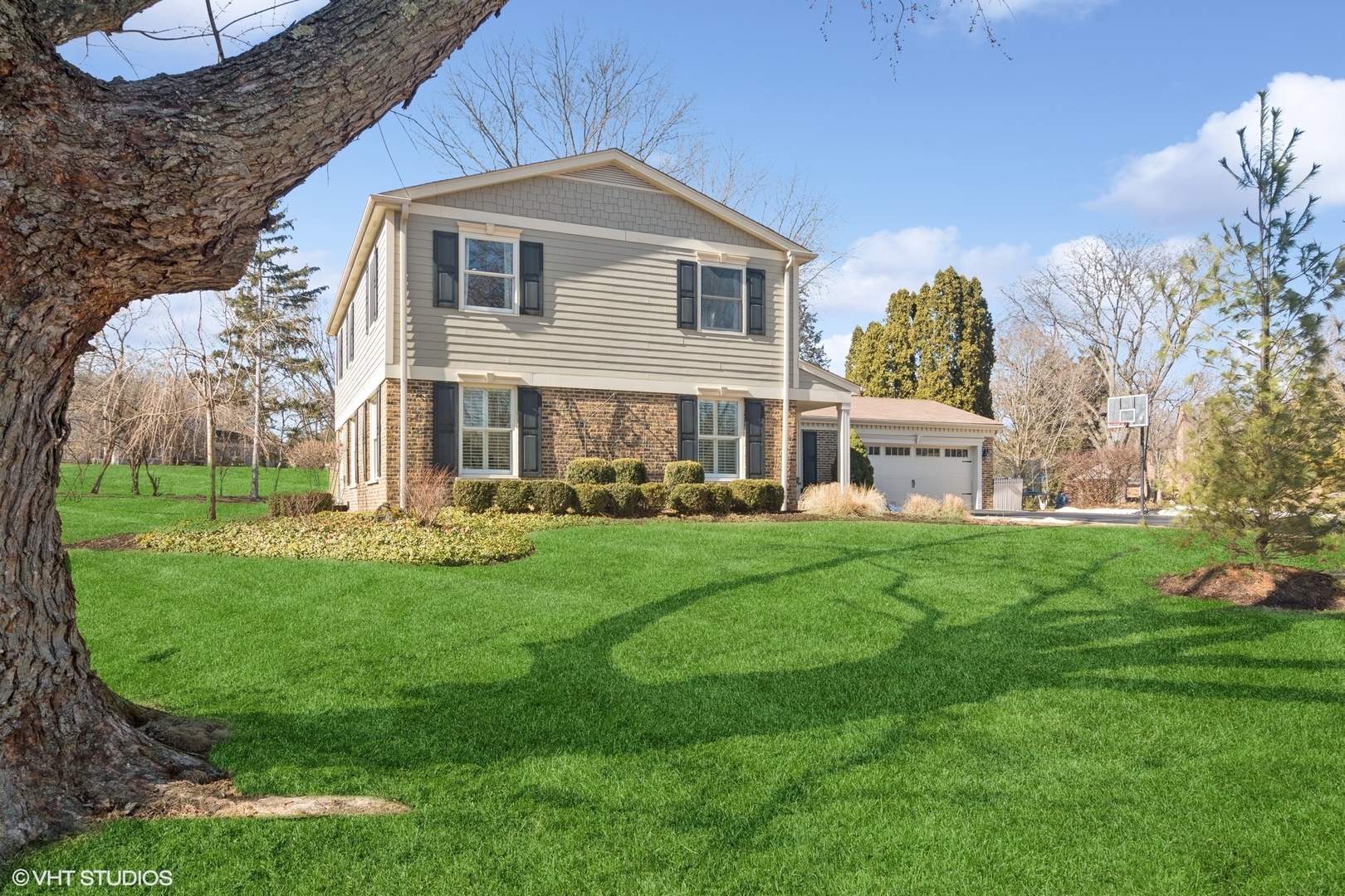 260 N Valley Road