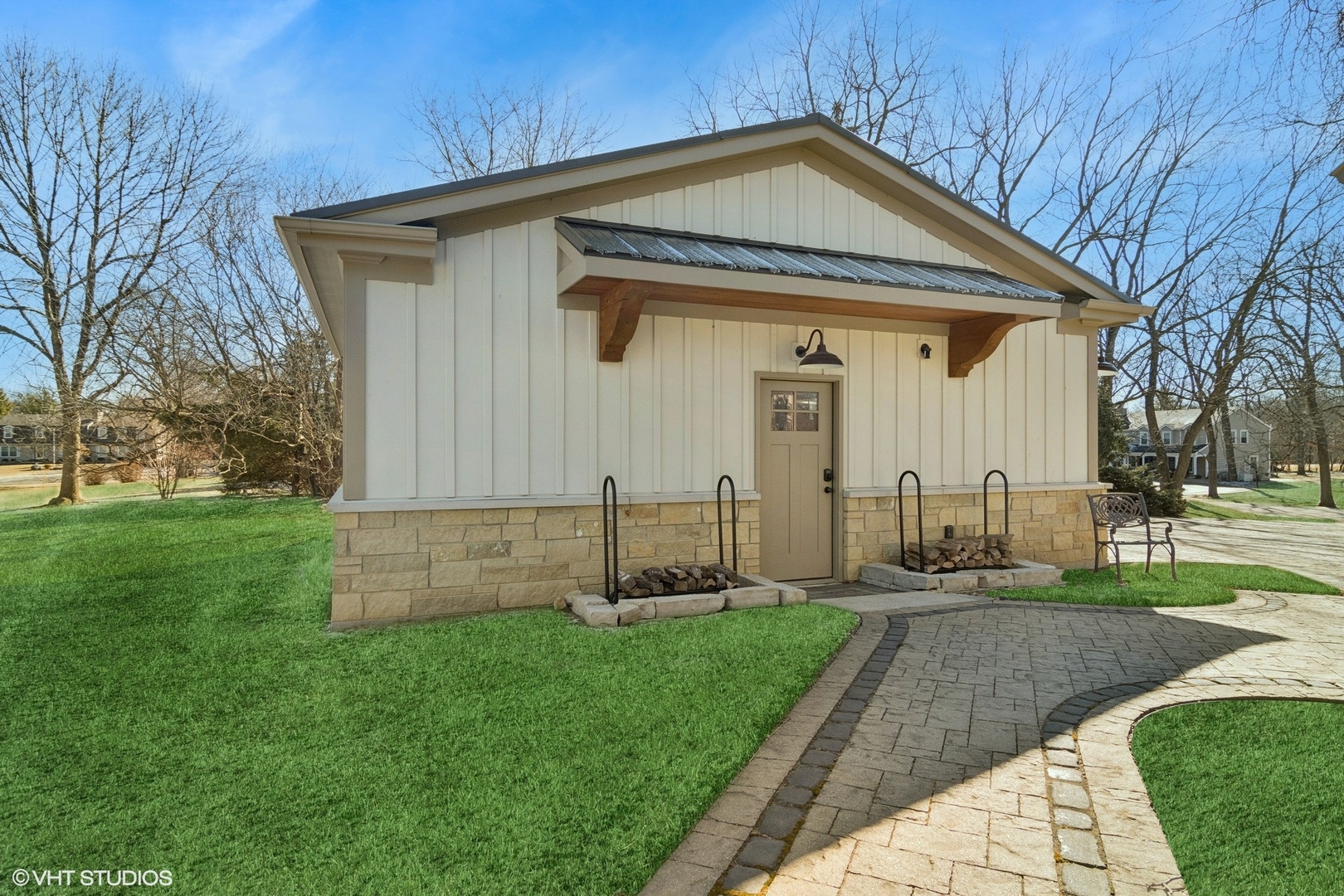 145 S Palm Drive