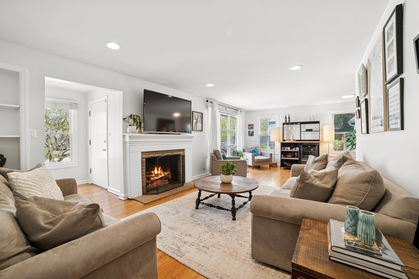 335 W Russell Street